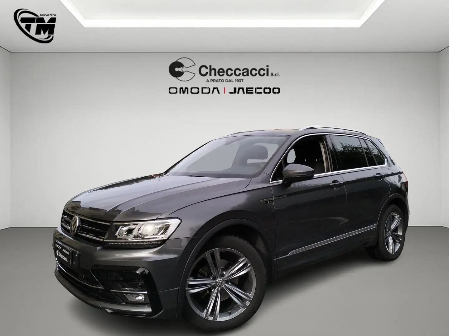 Volkswagen Tiguan II 2020 1.5 tsi R-Line Exterior Pack 150cv dsg Grigio - 1