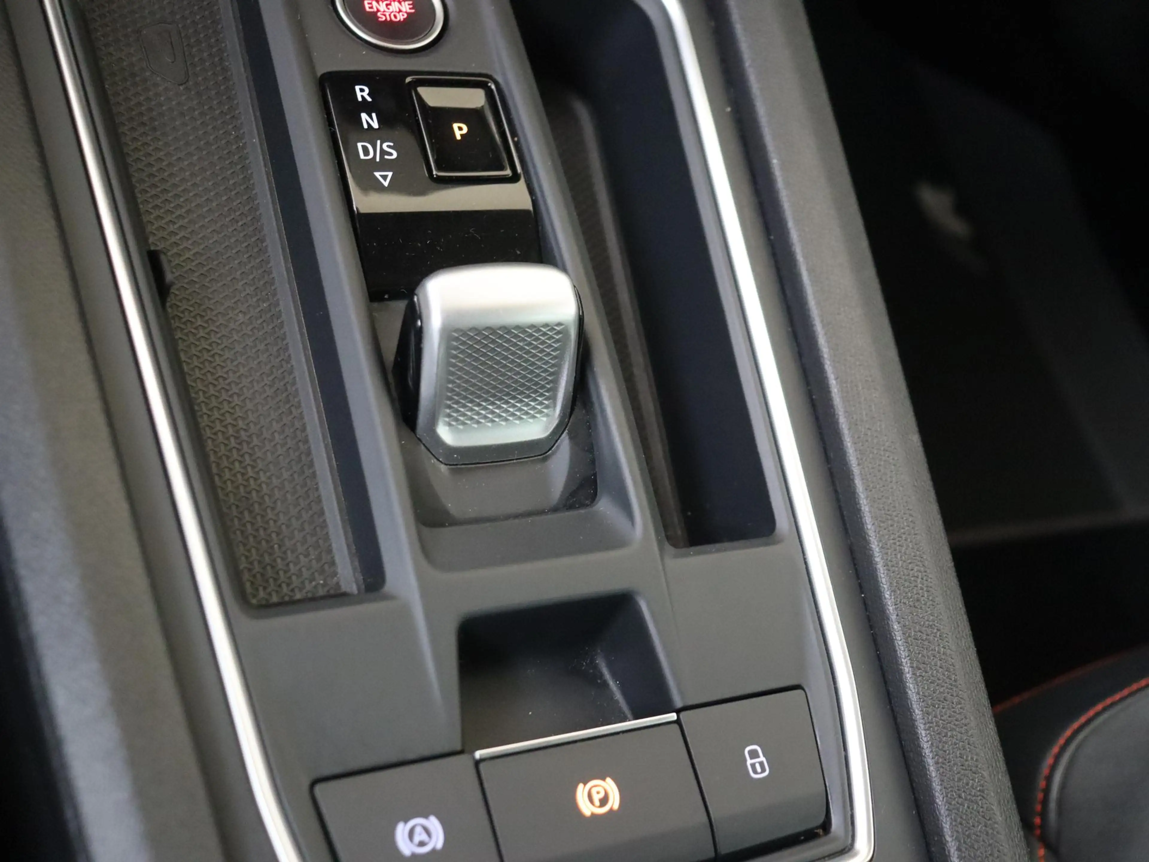 SEAT Leon e-Hybrid Sportstourer 1.4 TSI eHybrid PHEV FR Business Inte — photo 14