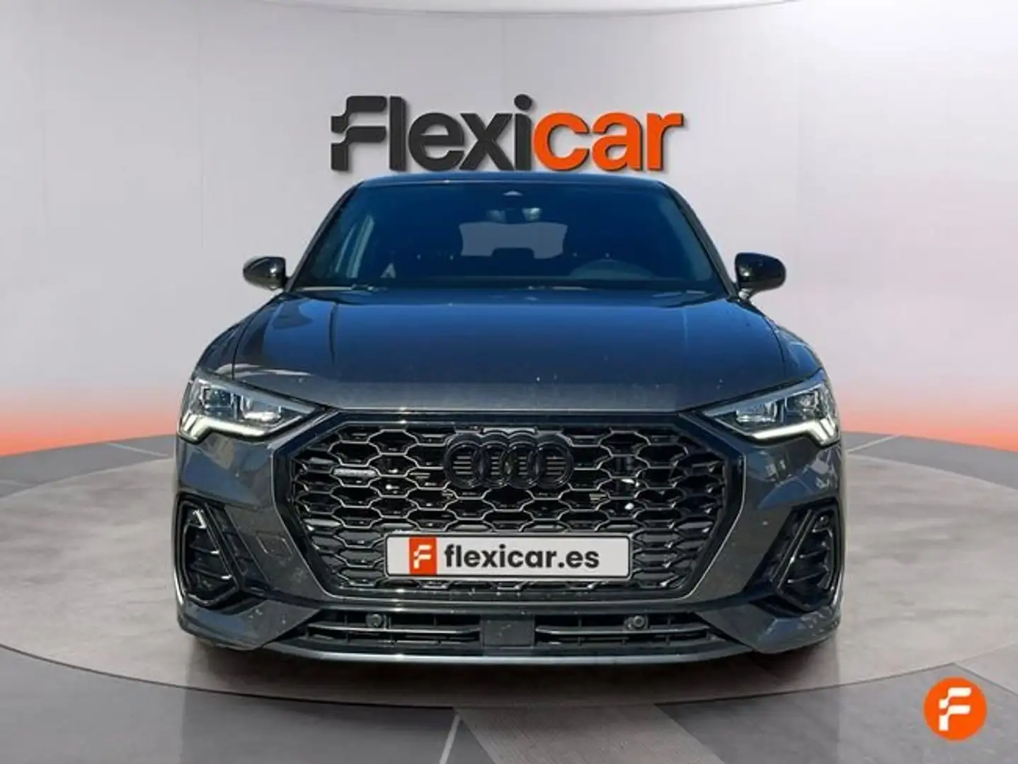 Audi Q3 40 TFSI Black line quattro S tronic Gris - 2