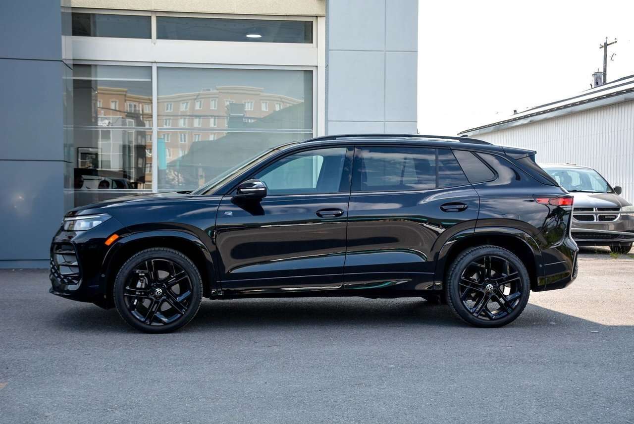 2026 Volkswagen Tiguan Comfortline R-Line Black Edition — снимка 1