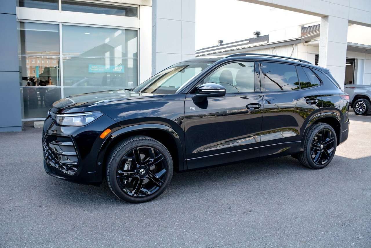 2026 Volkswagen Tiguan Comfortline R-Line Black Edition — снимка 1