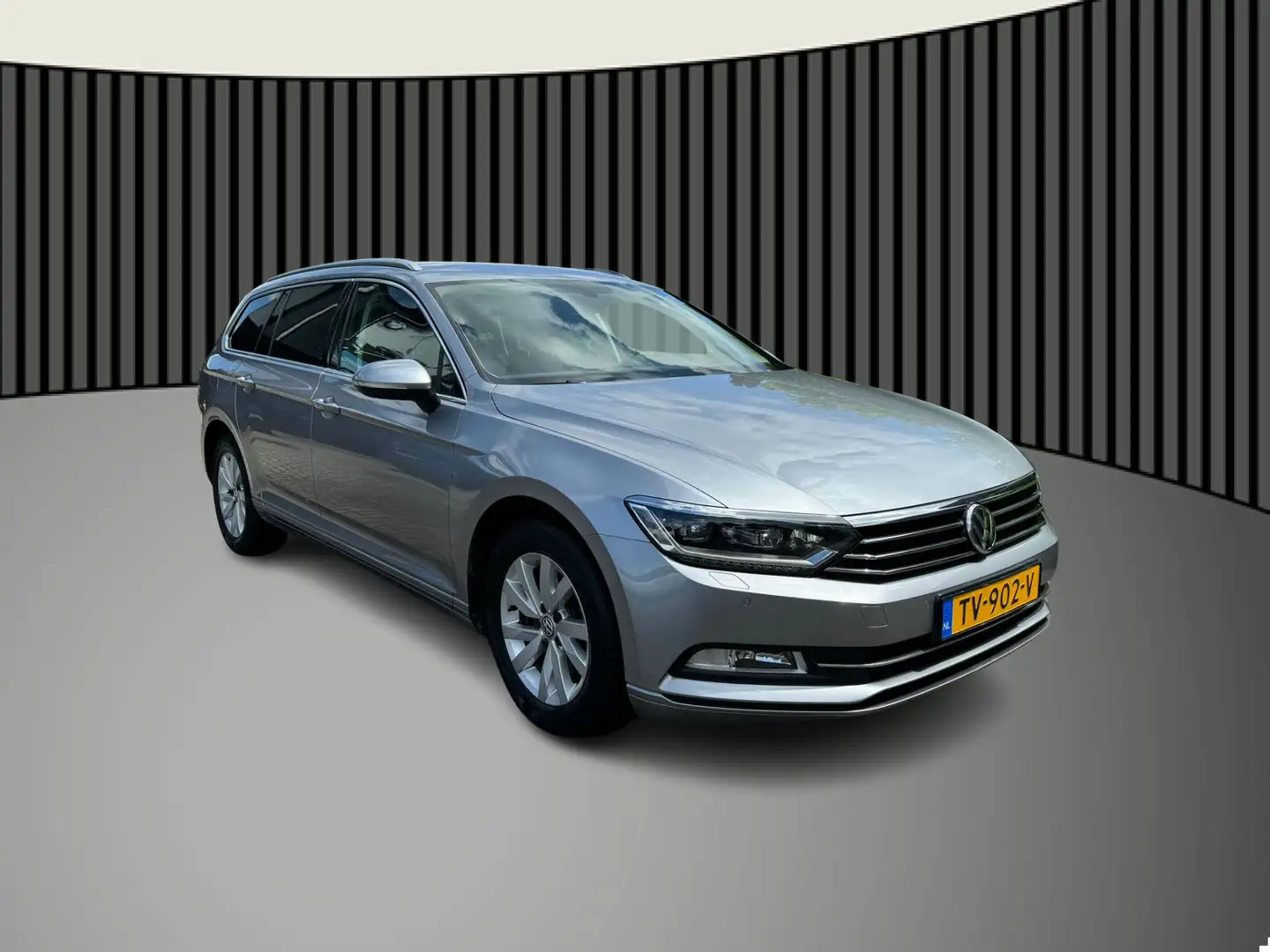 Volkswagen Passat Variant 1.4 TSI Comfortline Business navi, cruise, pdc Gris - 2