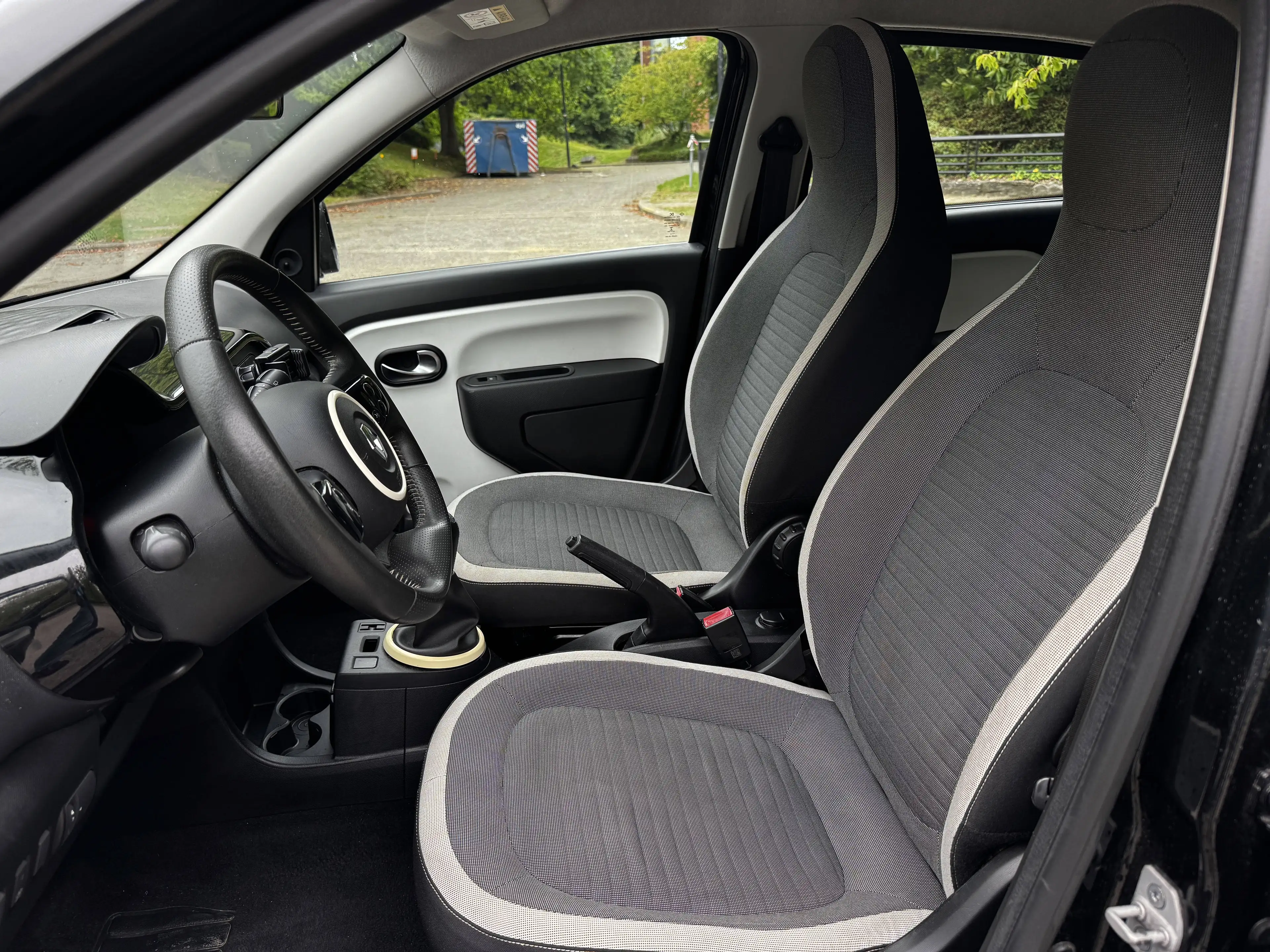Renault Twingo Twingo 1.0i Seulement !!!58000km!!! — photo 8