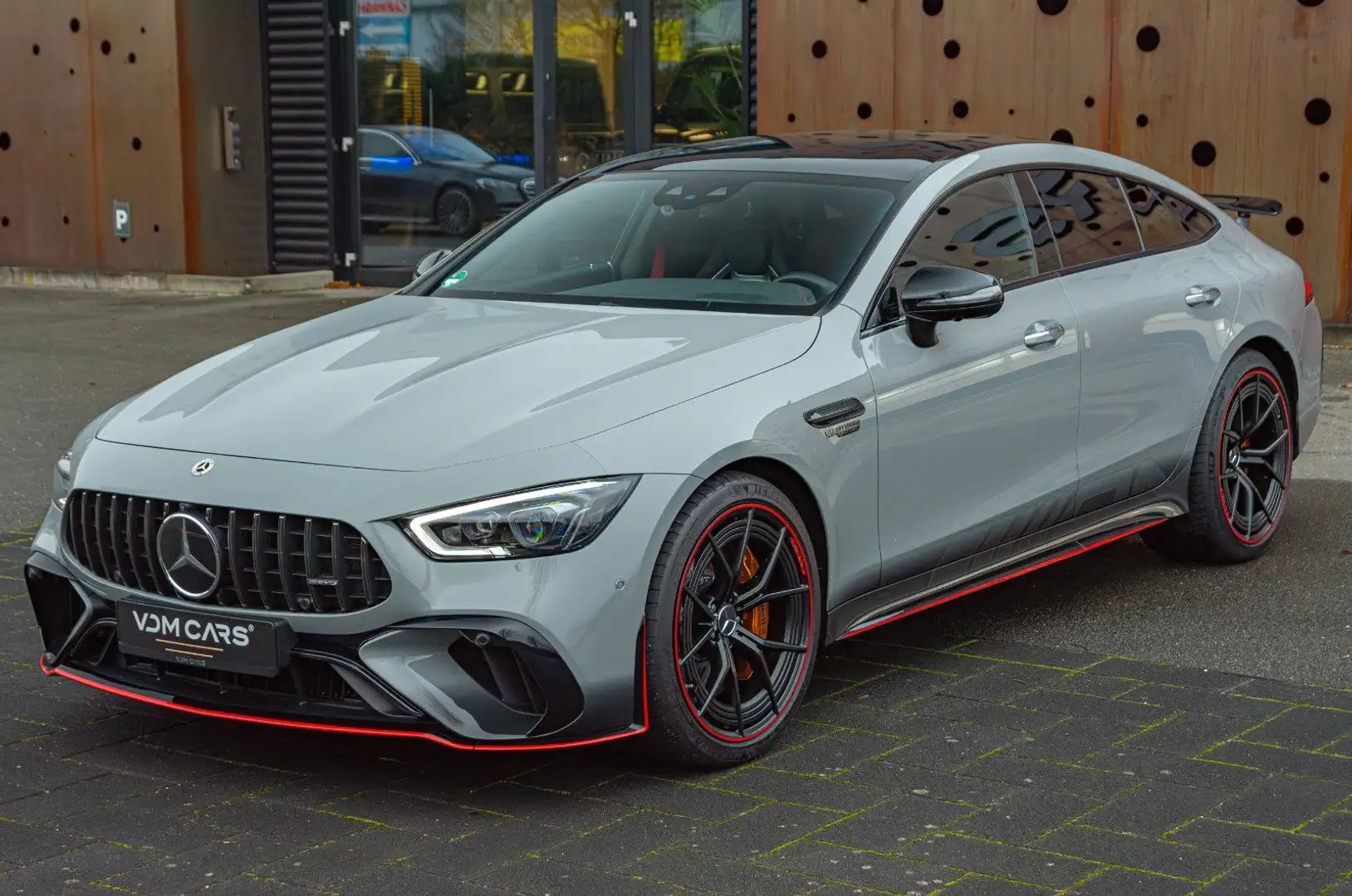 Mercedes-Benz AMG GT 63 4d E-Performance*F1*CARBON*CERAM*SEATS Grau - 2