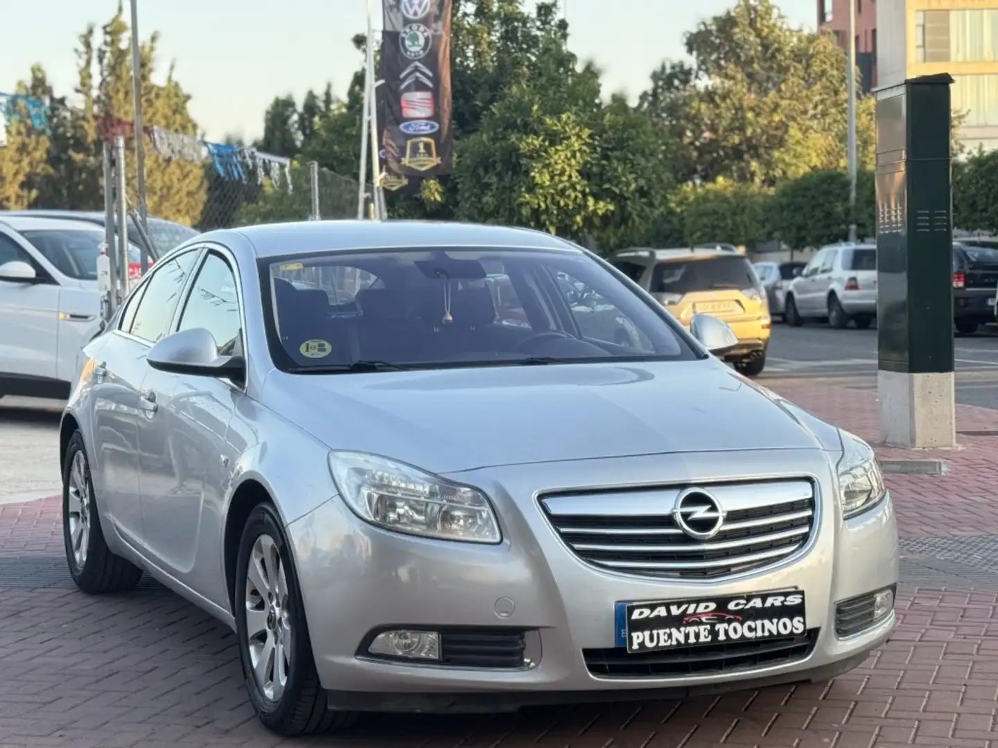 Opel Insignia 2.0CDTI Cosmo S&S 130 Gris - 2