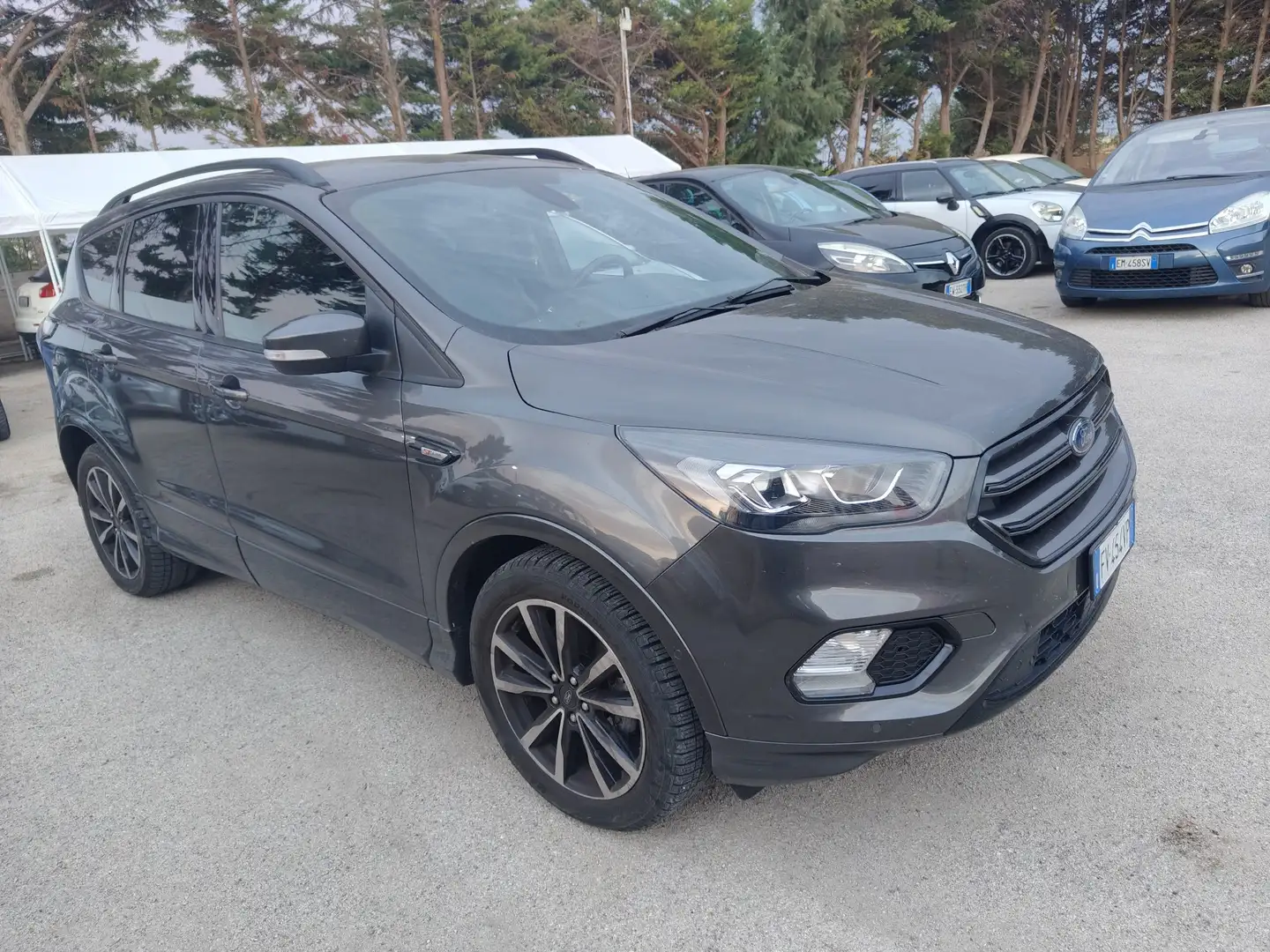 Ford Kuga 1.5 tdci ST-Line s&s 2wd 120cv - 1