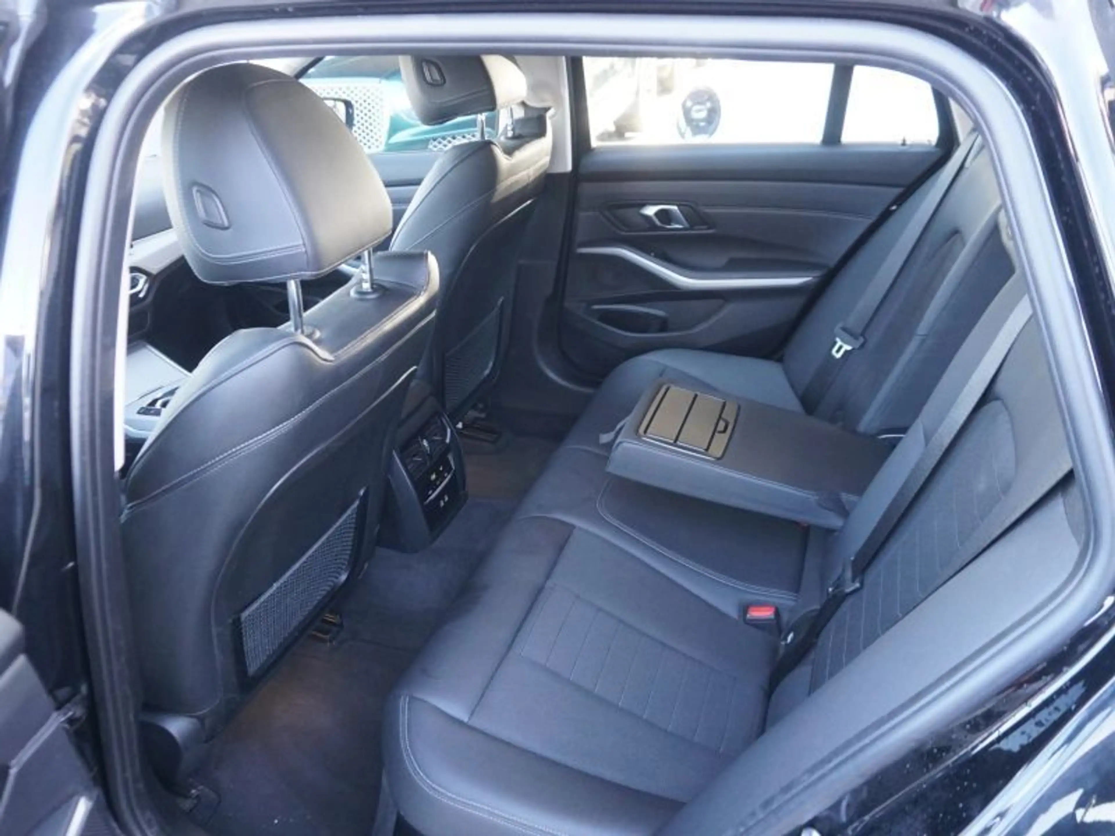 BMW 316 d Touring Aut. *WIDESCREEN* — photo 12