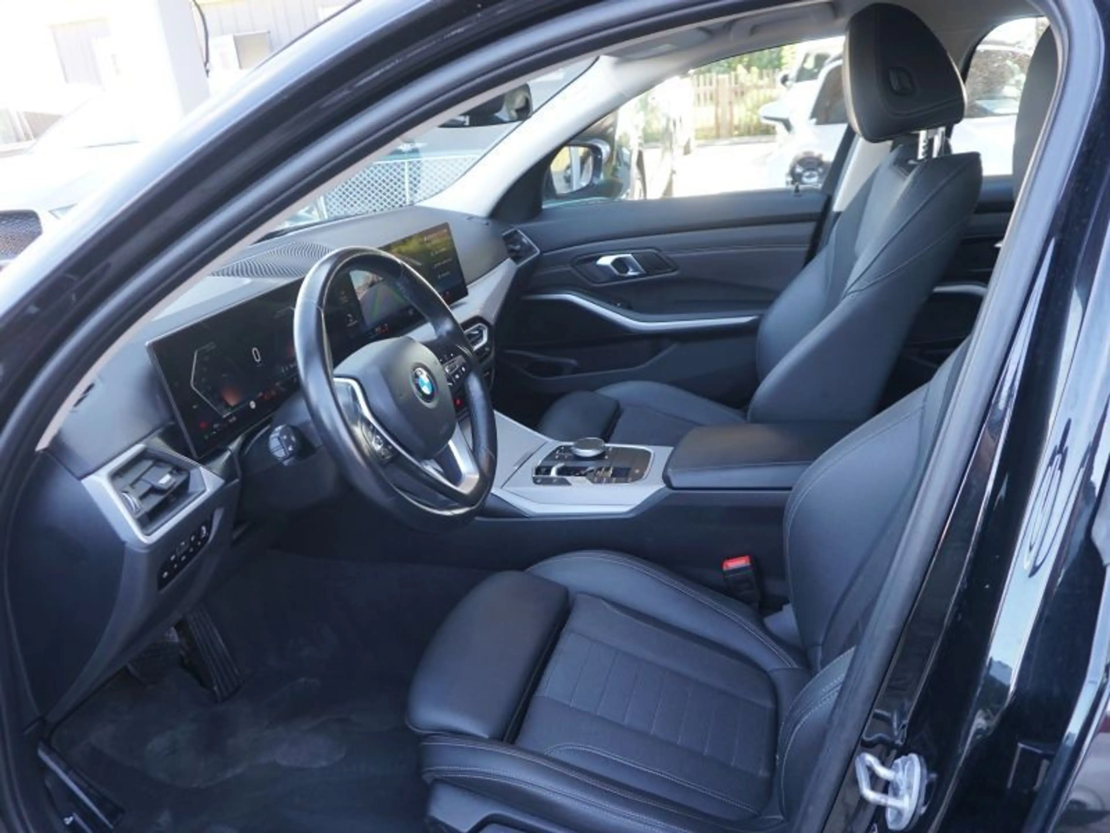 BMW 316 d Touring Aut. *WIDESCREEN* — photo 7