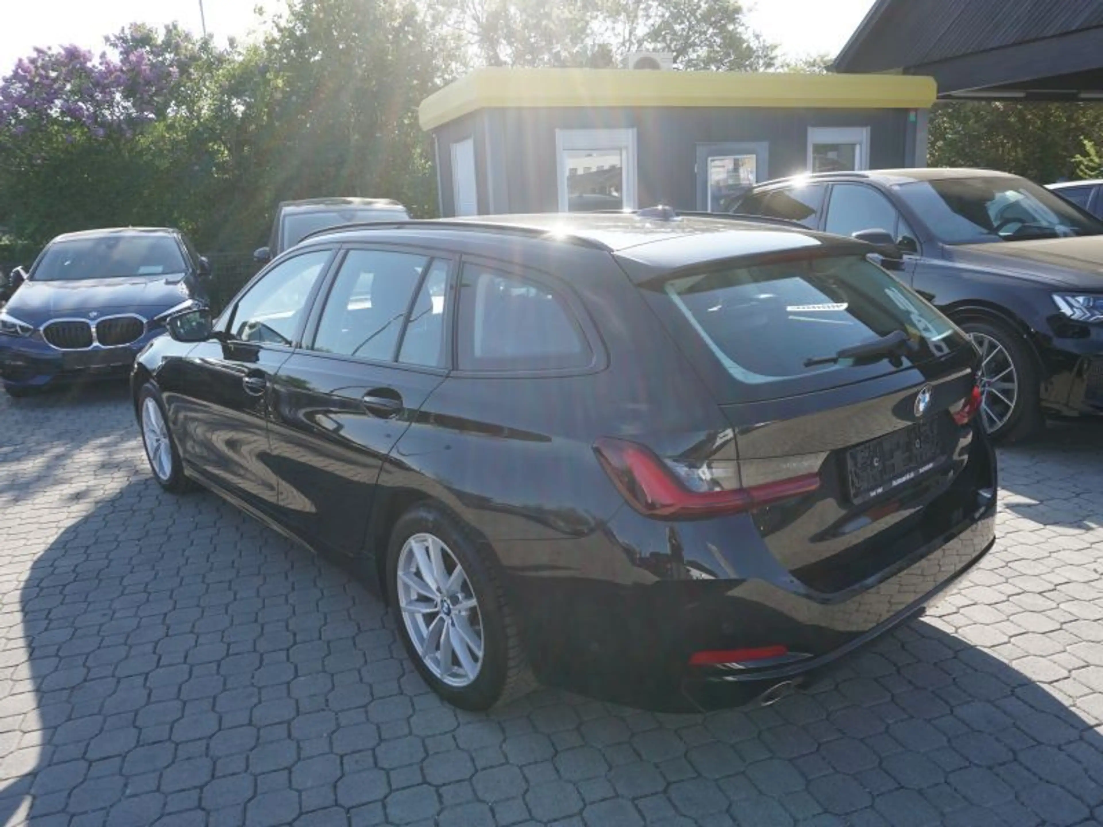 BMW 316 d Touring Aut. *WIDESCREEN* — photo 5