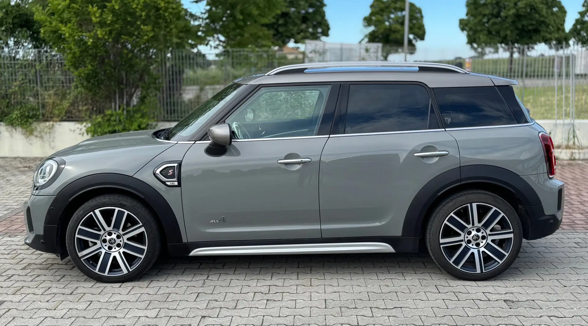 MINI Cooper SD Countryman Mini Countryman 2.0 Cooper SD All4 all4 auto Plateado - 1