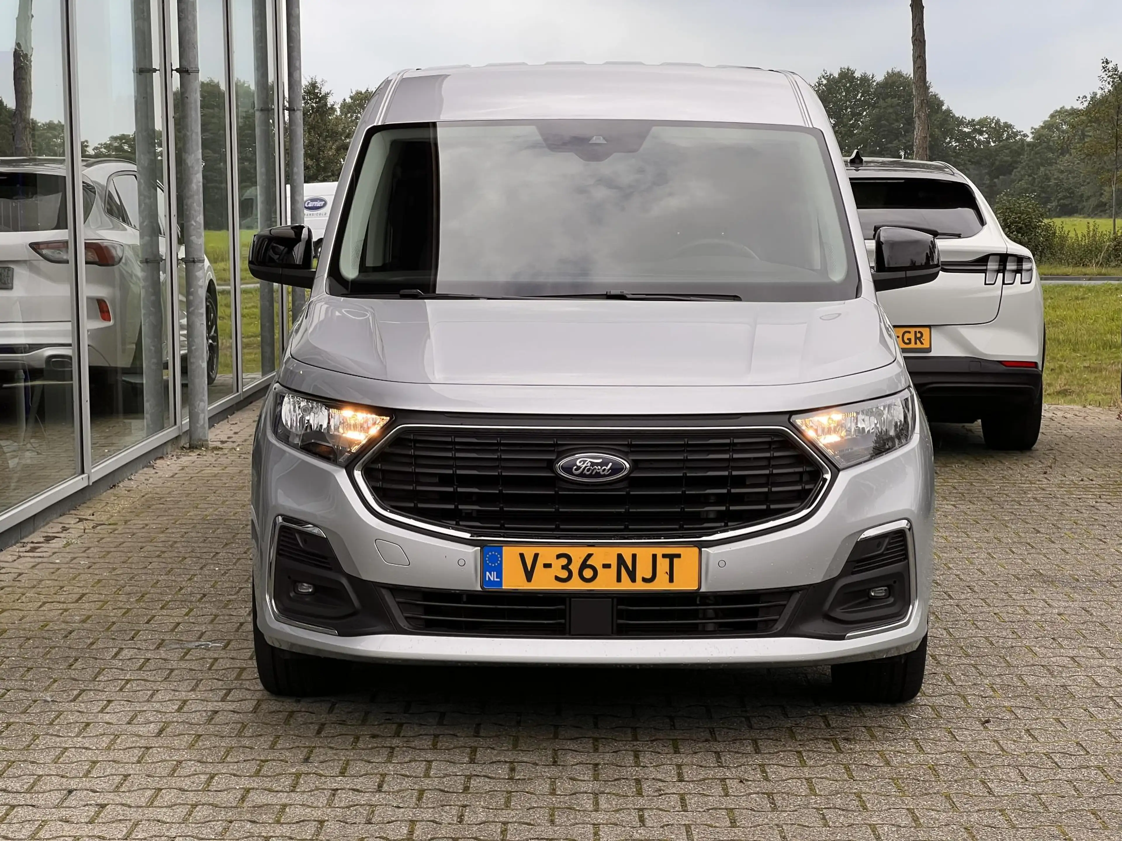 Ford Transit Connect 1.5 EcoBoost PHEV L2 Limited 150 pk | DEMO | Laadv — photo 2