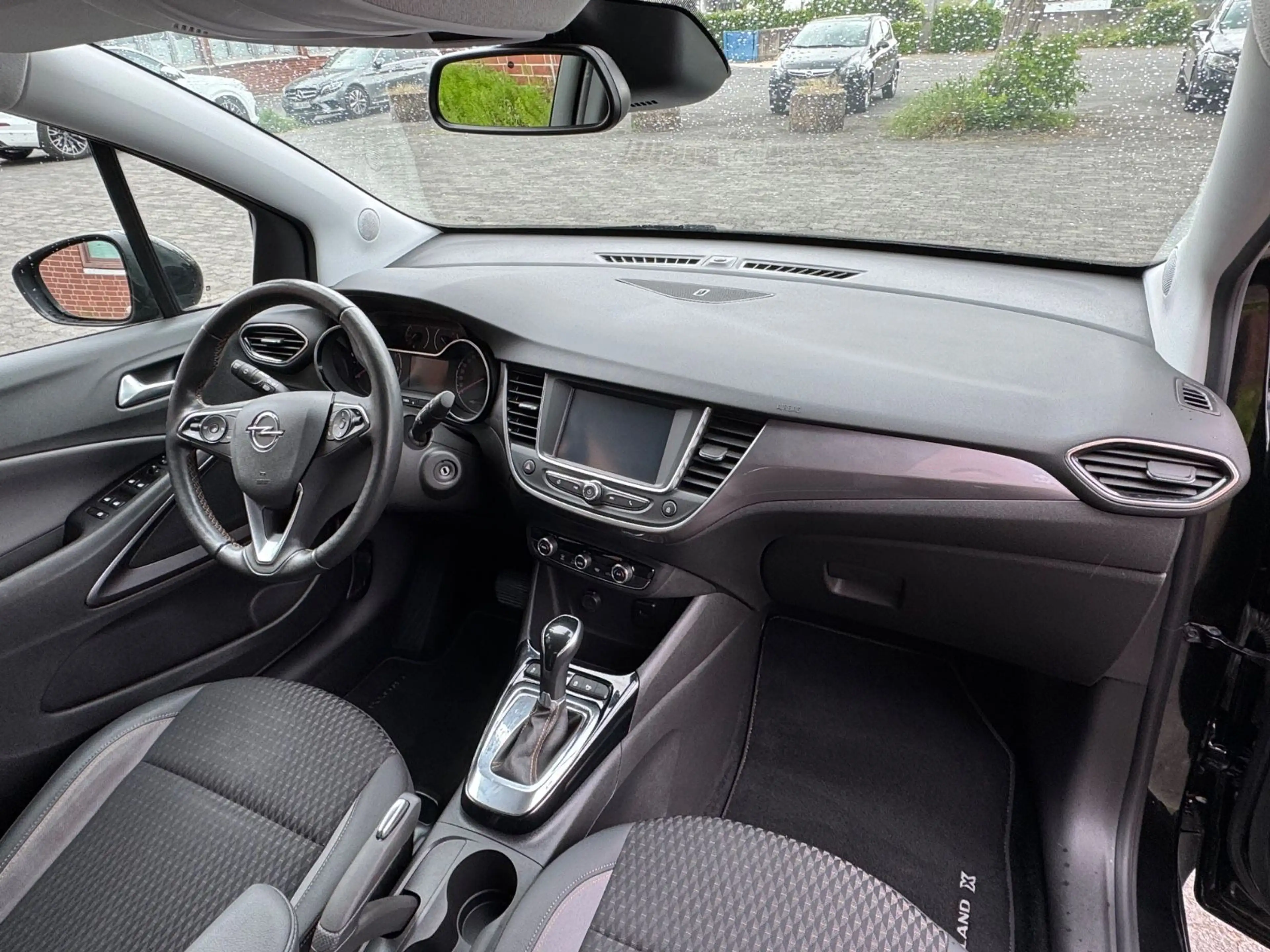 Opel Crossland X *AUTOM*LEDER*PDC*LED*AHK*CARPLAY* — photo 10