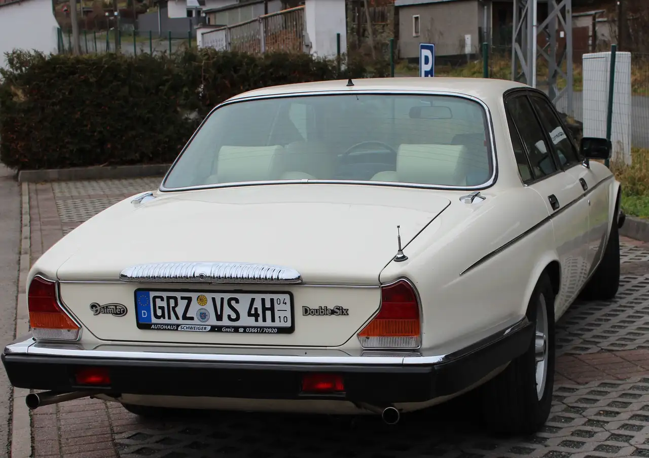Jaguar XJ 12, Oldtimer, Daimler Double Six, foto 5