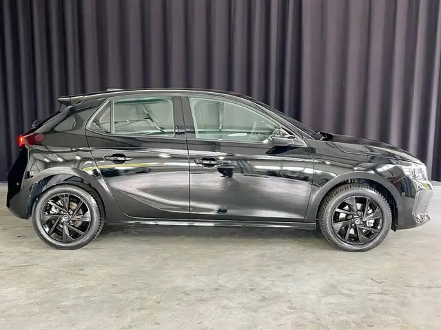 Opel Corsa view 8