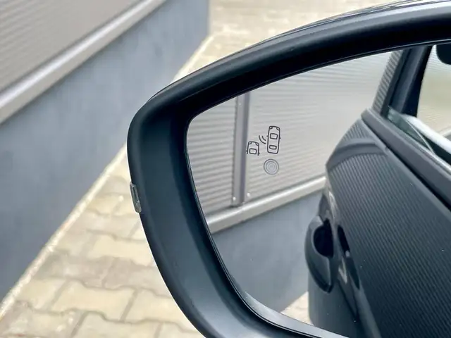 Opel Corsa view 10
