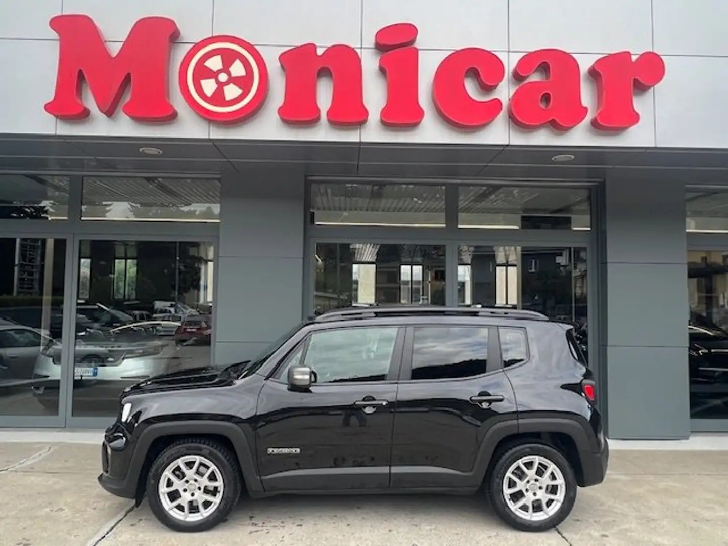 Jeep Renegade Renegade 2019 1.3 t4 Limited 2wd 150cv ddct Zwart - 1