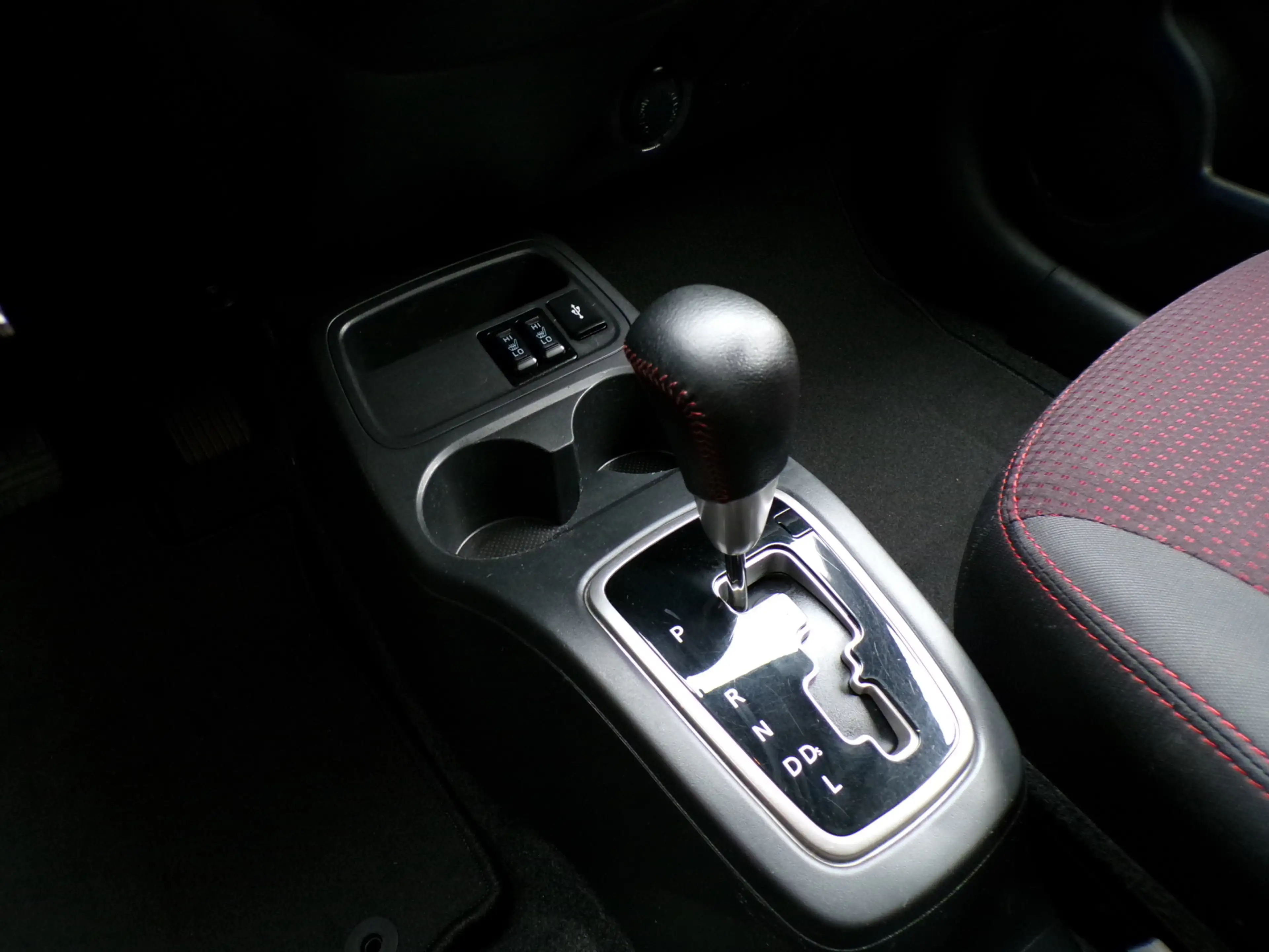 Mitsubishi Space Star 1.2 Automaat X-Tra TOP STAAT EN GOED ONDERHOUDEN ! — photo 11