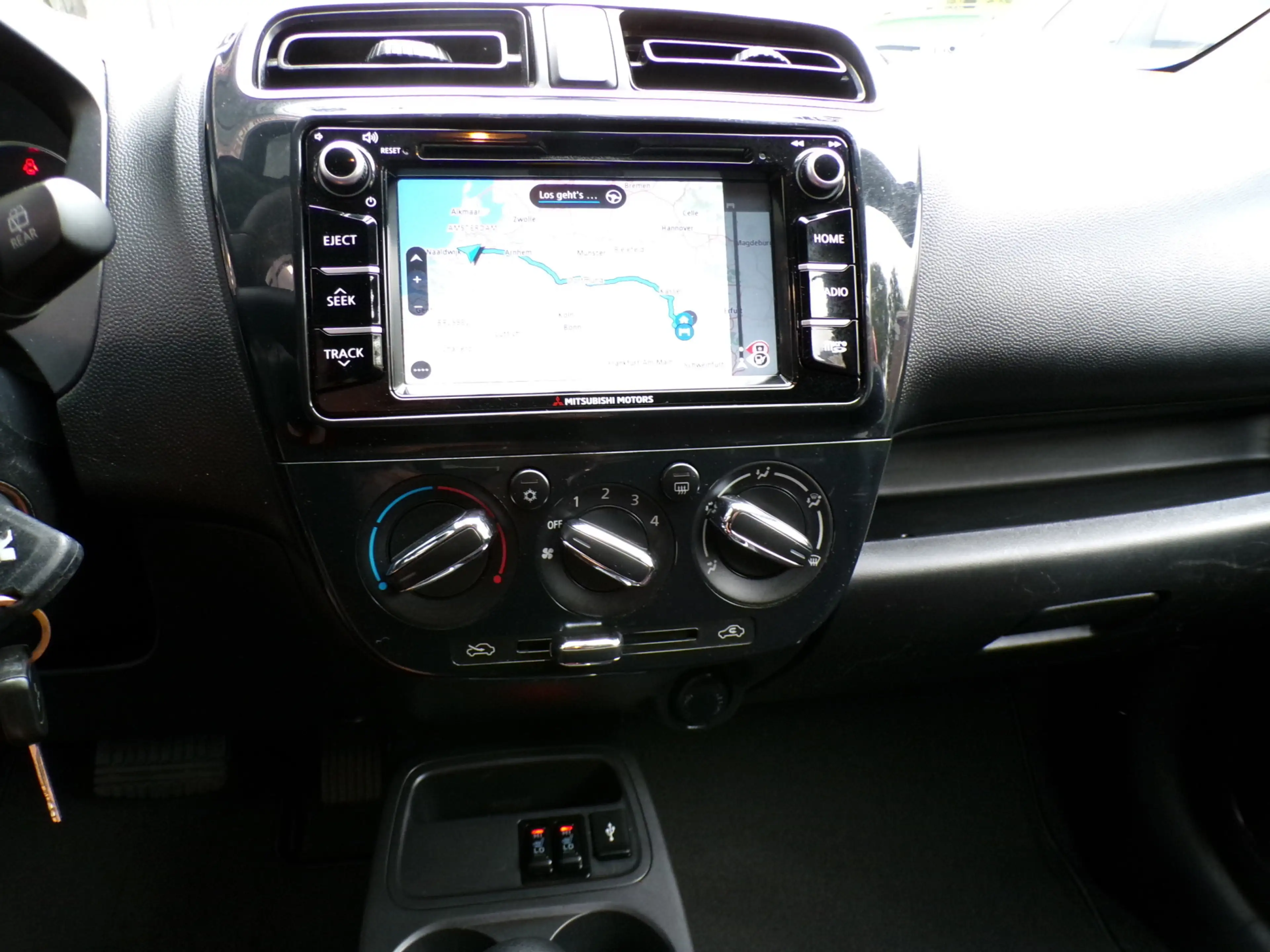 Mitsubishi Space Star 1.2 Automaat X-Tra TOP STAAT EN GOED ONDERHOUDEN ! — photo 13