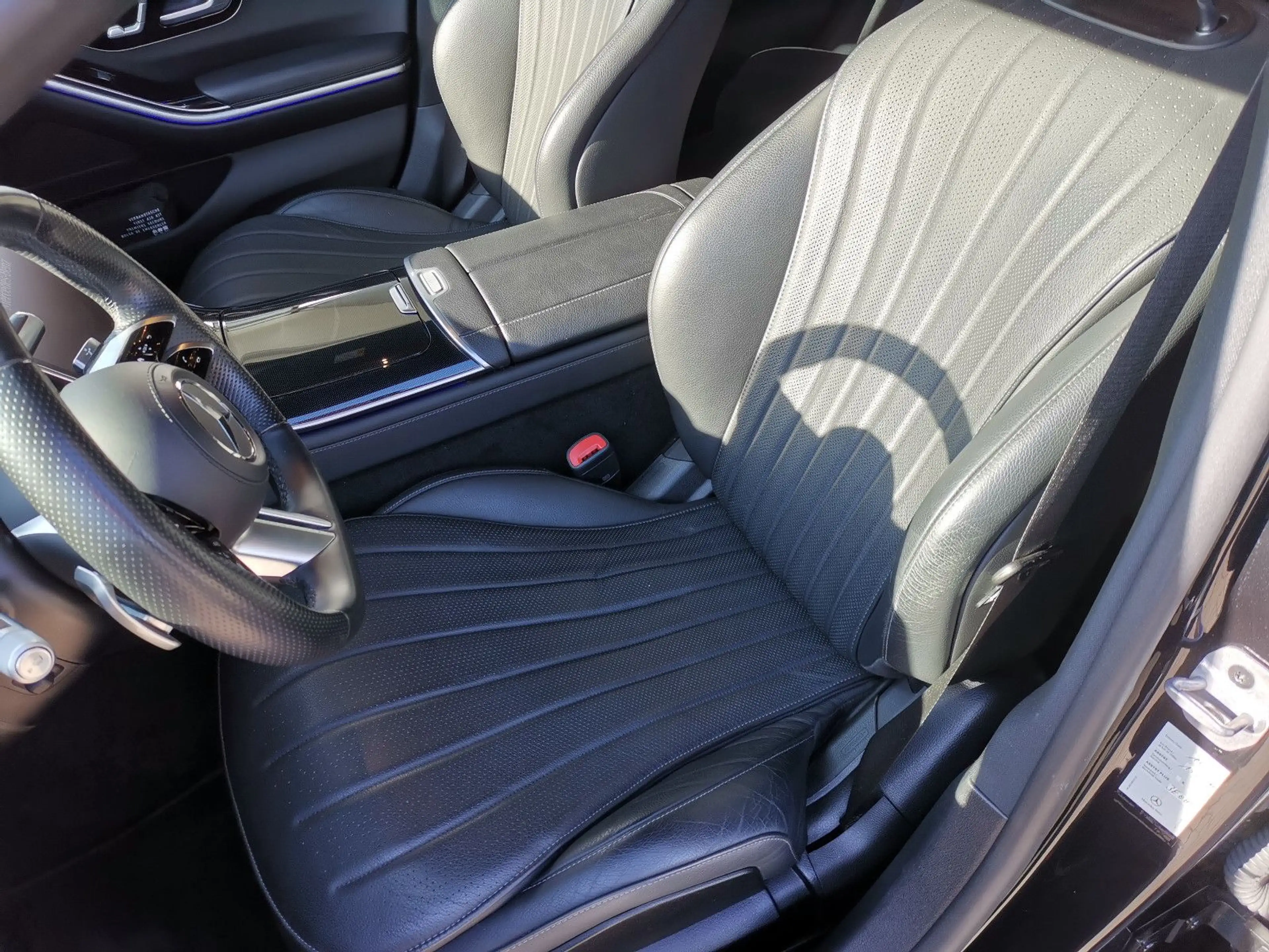 Mercedes-Benz S 500 4Matic AMG Line — photo 12
