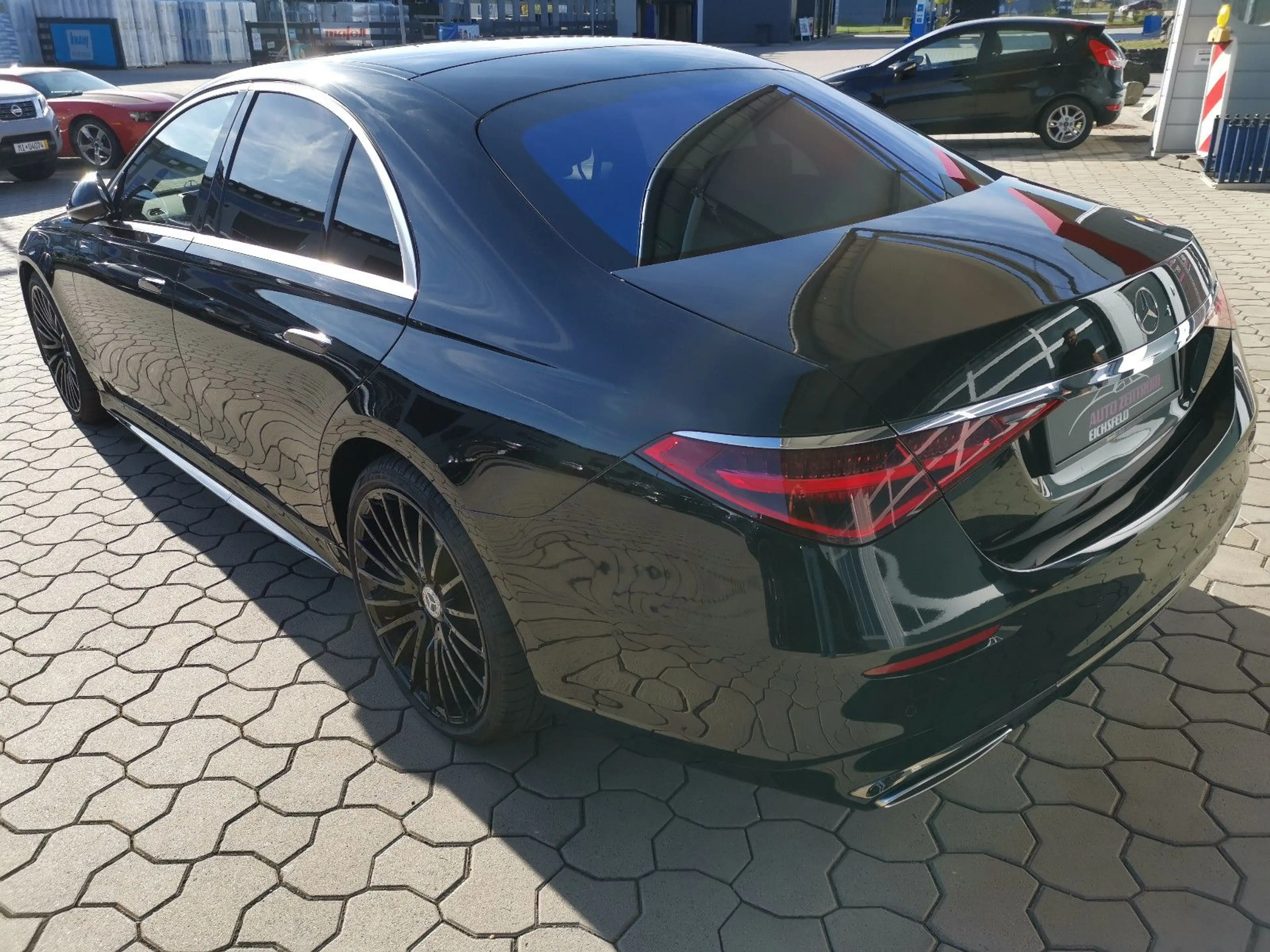 Mercedes-Benz S 500 4Matic AMG Line — photo 4