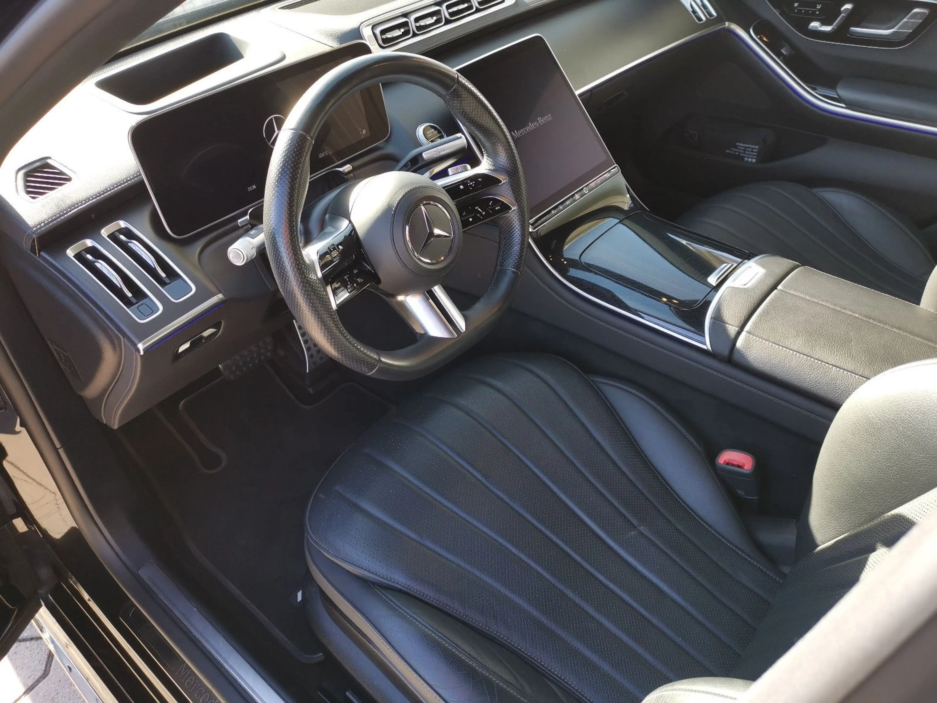 Mercedes-Benz S 500 4Matic AMG Line — photo 11