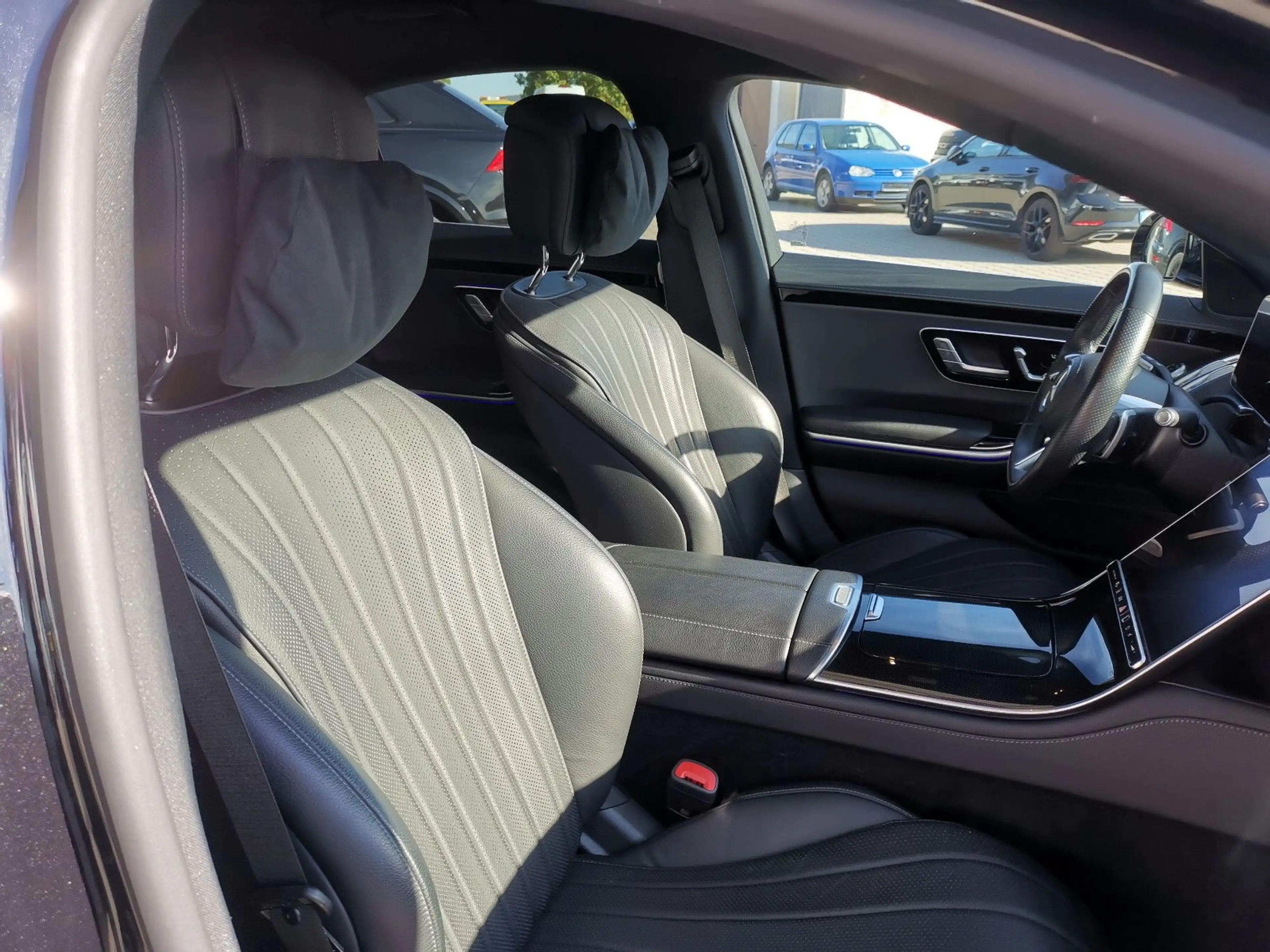 Mercedes-Benz S 500 4Matic AMG Line — photo 9