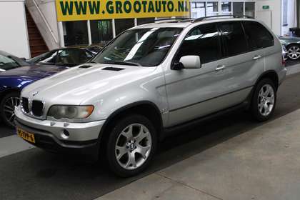 BMW X5 3.0i Automaat Loopt alleen op benzine