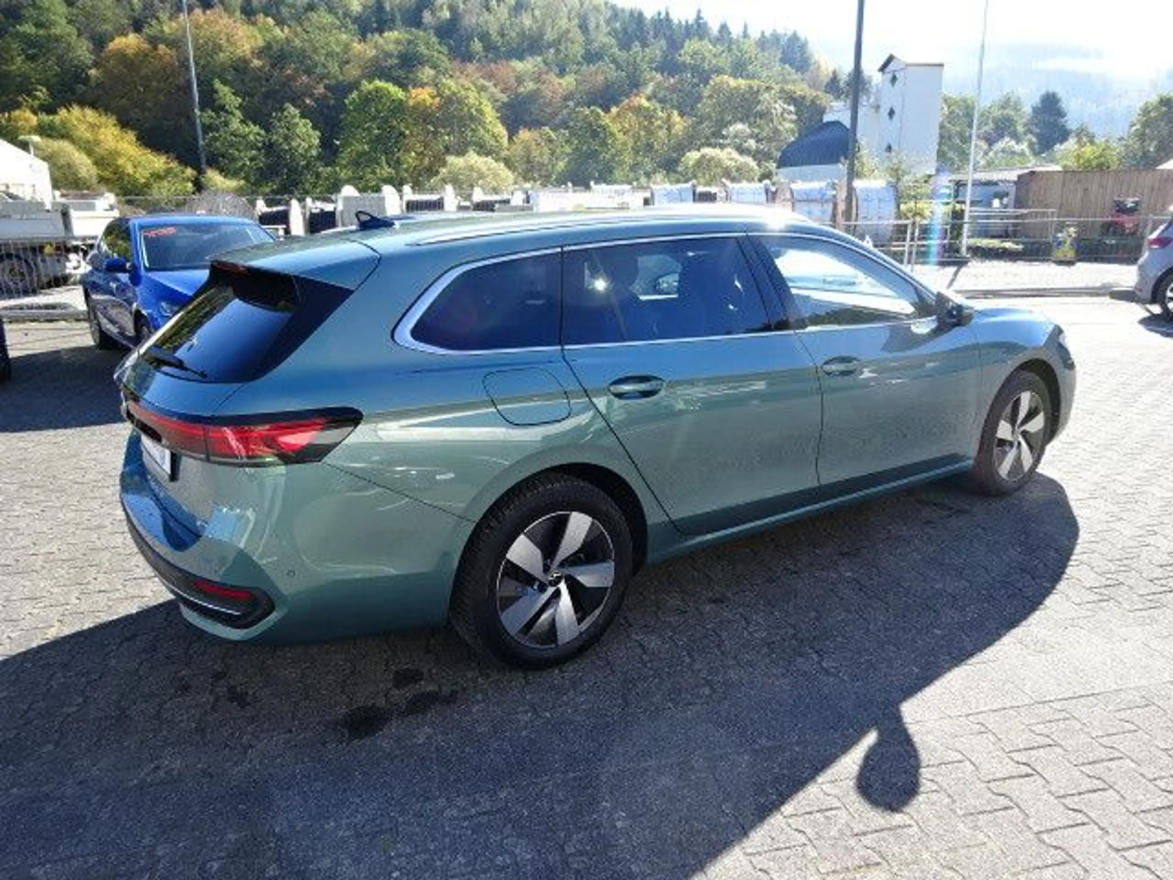 Volkswagen Passat Variant 1.5 eTSI Business*Navi*AHK*LED*SH — photo 8