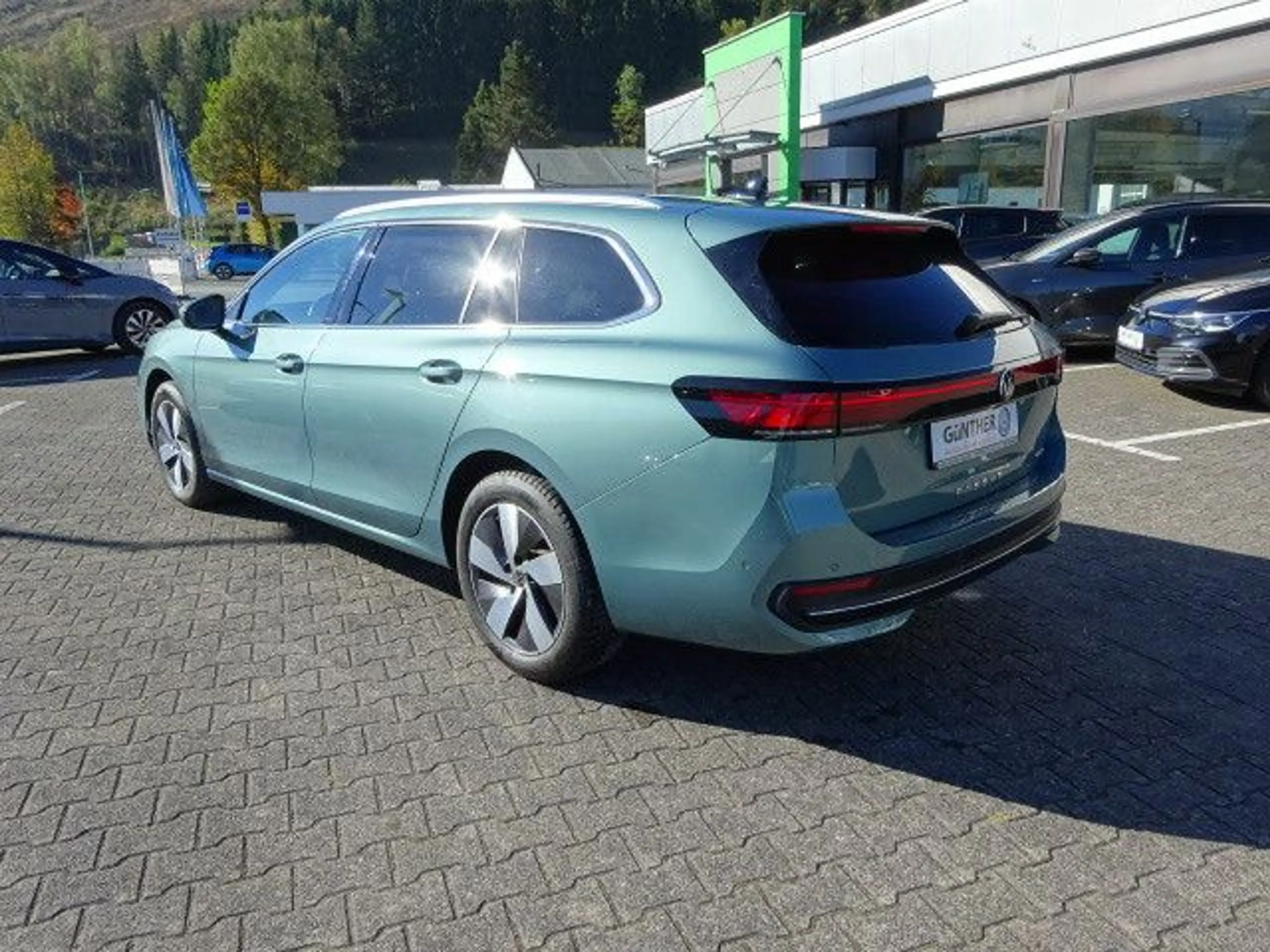 Volkswagen Passat Variant 1.5 eTSI Business*Navi*AHK*LED*SH — photo 5