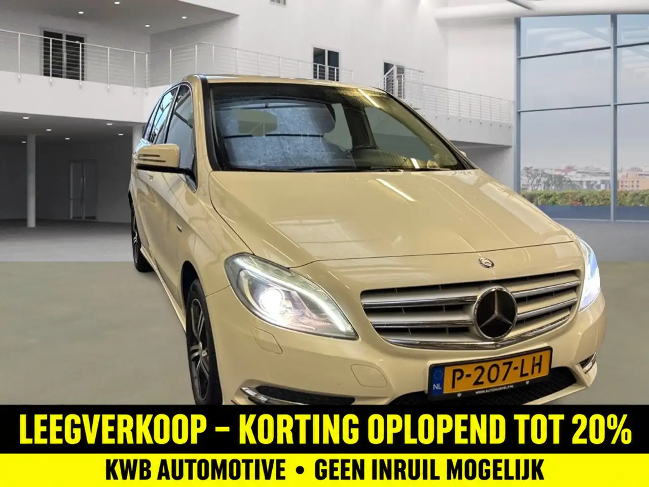 Mercedes-Benz B 180