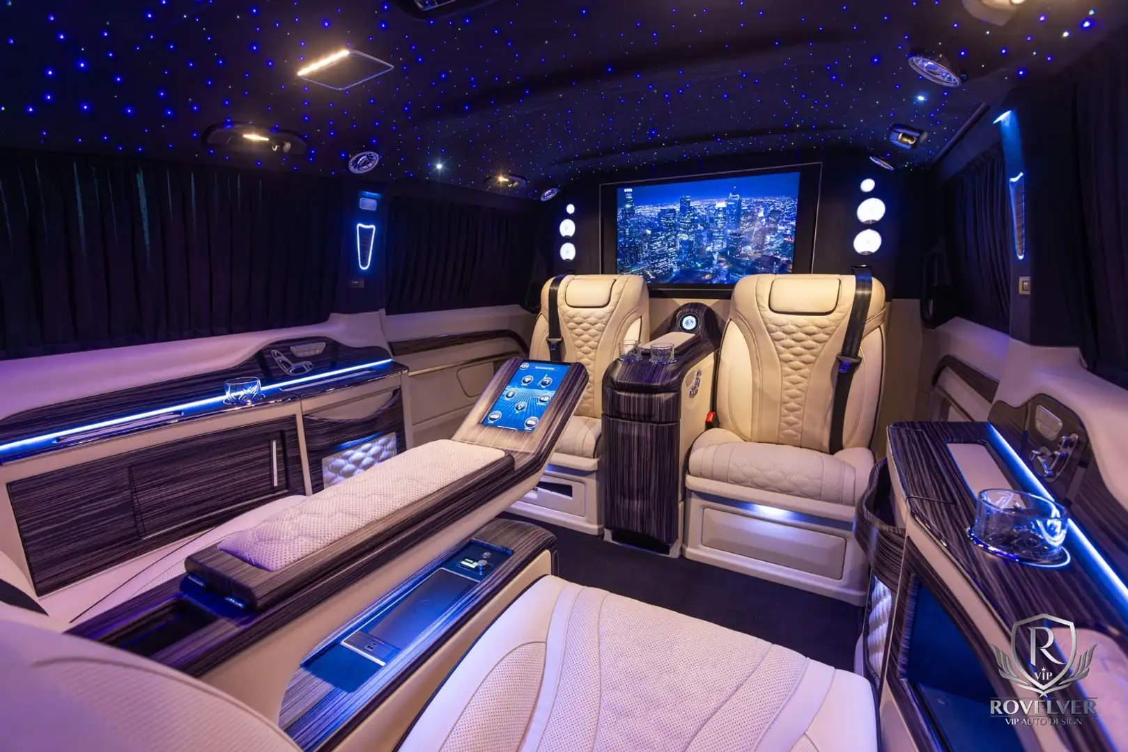 Mercedes-Benz V 300 V300 - V-Klasse - VIP ROYAL VAN Facelift 2025 Negru - 1