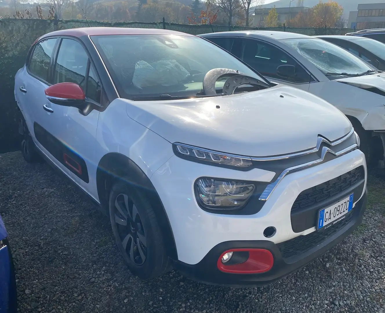 Citroen C3 C3 PureTech 83 S&S Shine Bianco - 1