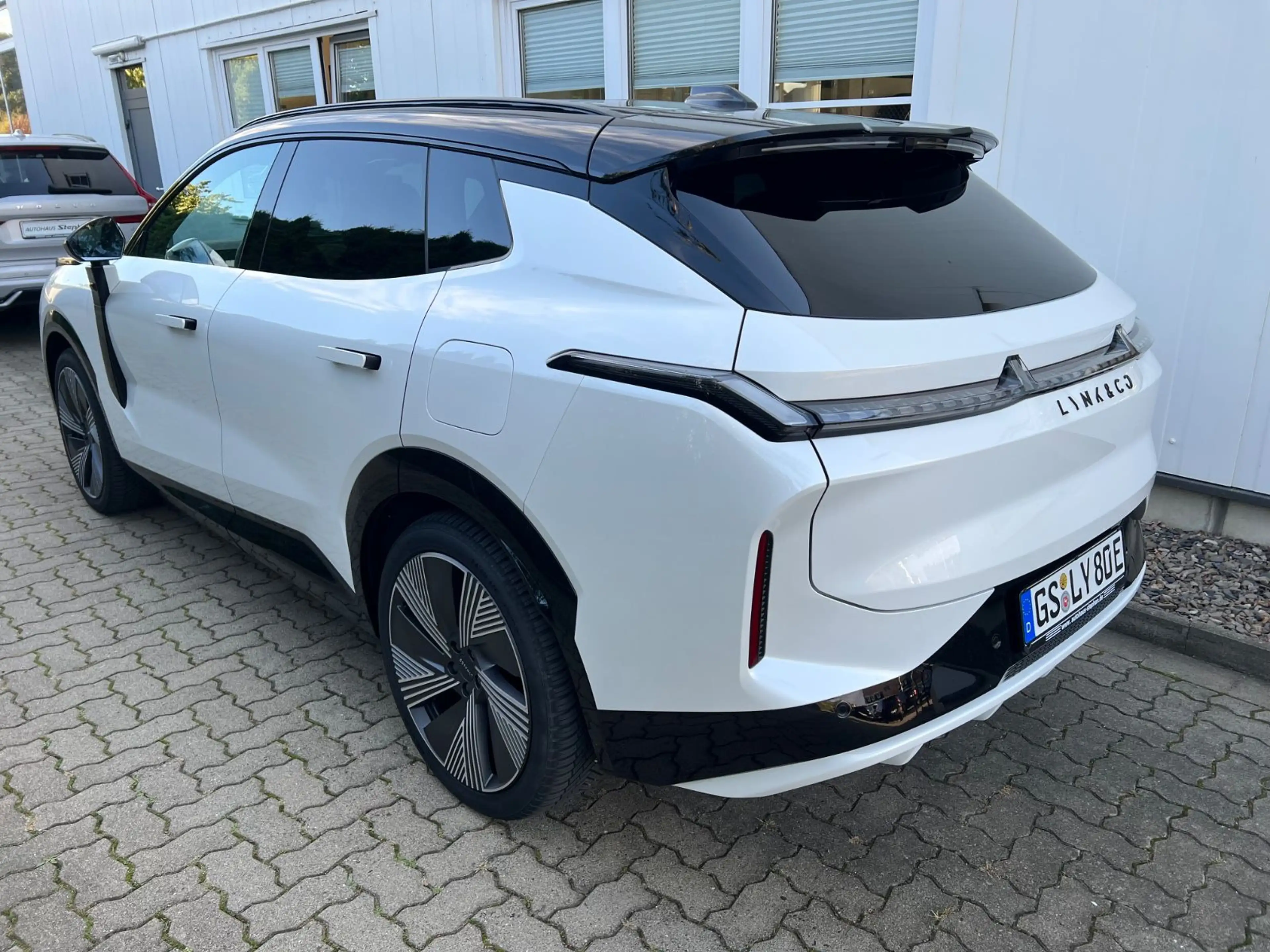 Lynk & Co 08 1.5 T PHEV MORE GARANTIE SOFORT — photo 6