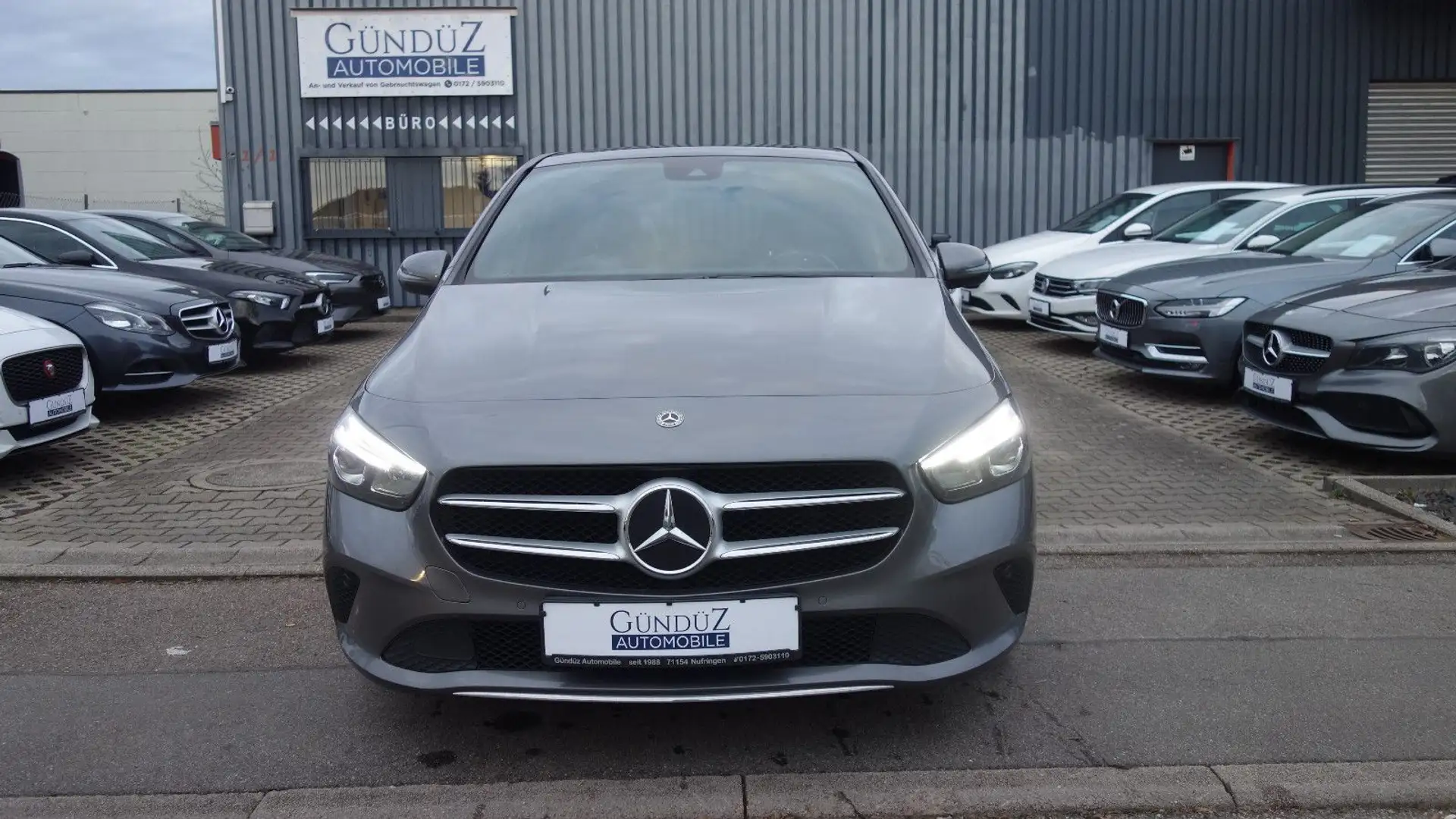 Mercedes-Benz B 200 d 8G-DCT Style *Pano*LED*Leder*PTS* Gris - 2