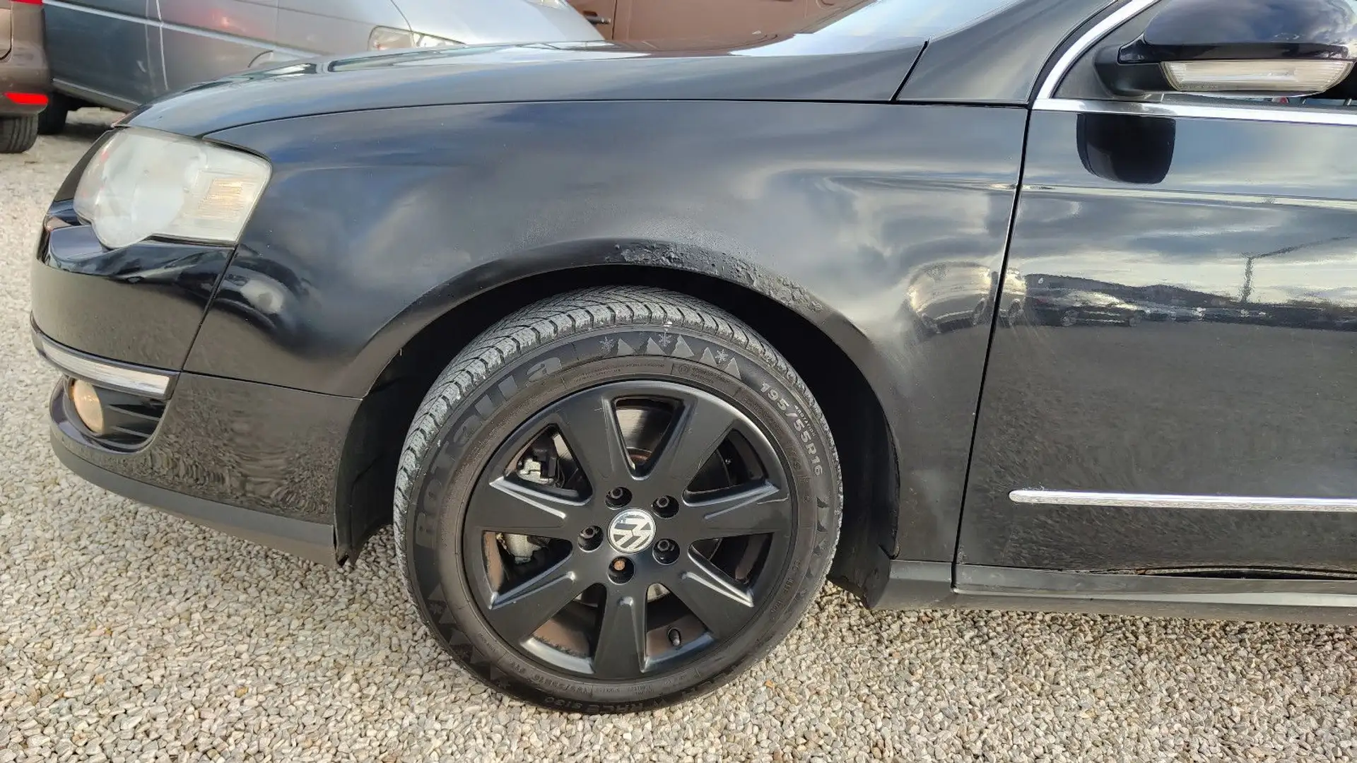 Volkswagen Passat Variant Comfortline 1.6FSI Automatik* AHK Schwarz - 2