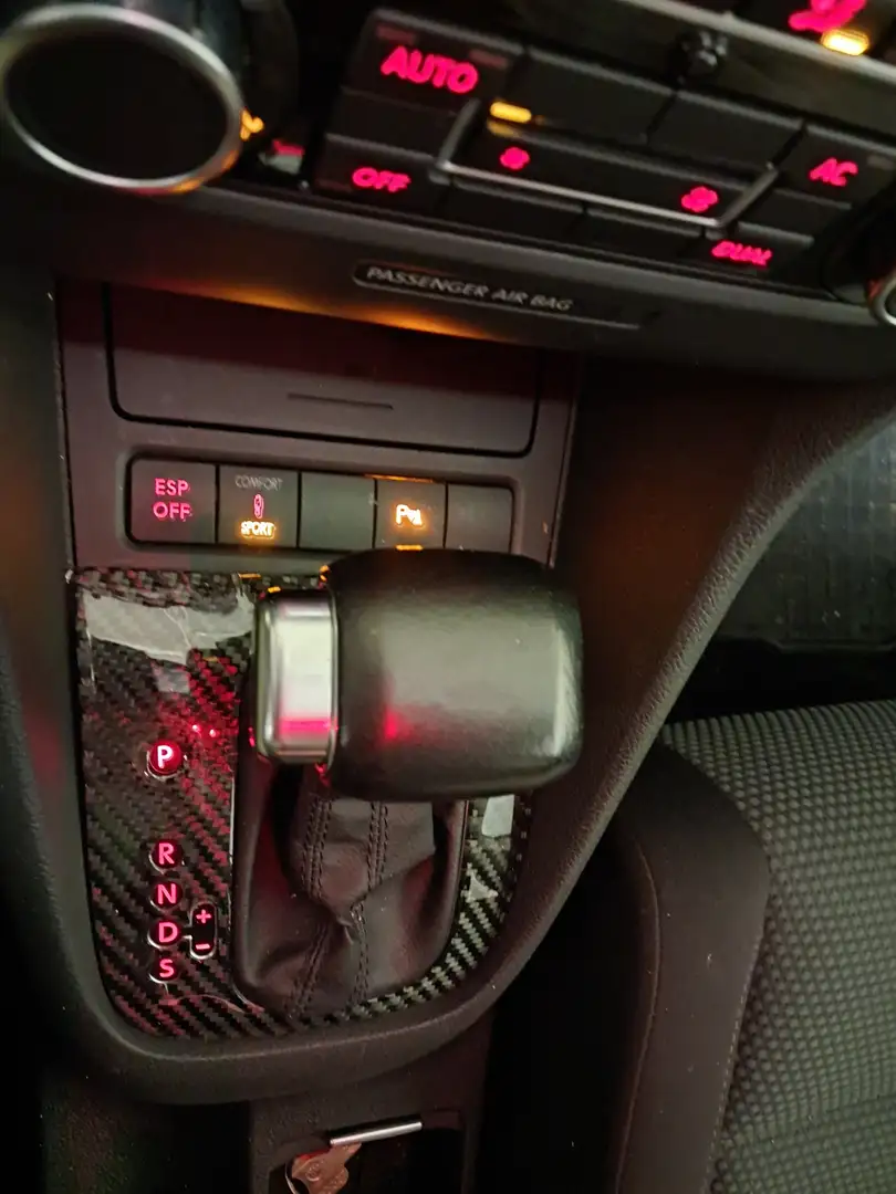 Volkswagen Golf Golf 6 1.4 TSI DSG Team Blanc - 2