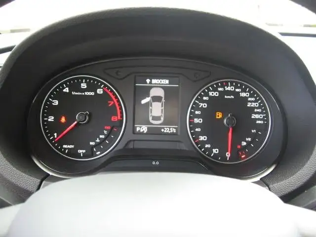 Audi A3 view 14