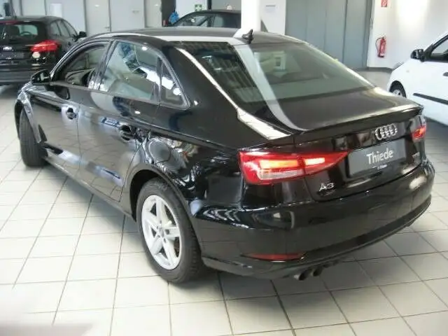 Audi A3 view 8