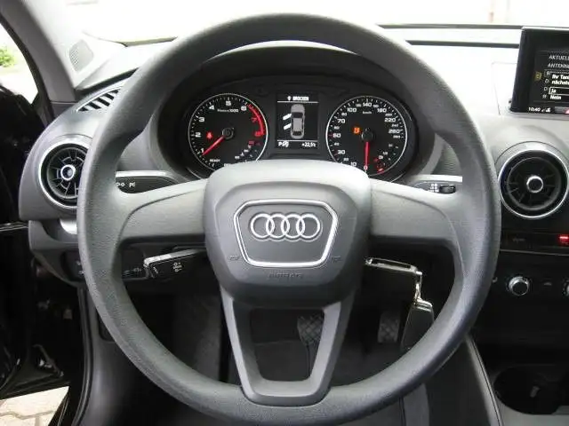 Audi A3 view 13