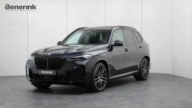 BMW X5 xDrive50e M-Sport Pro | Massage | Sky Lounge | Har