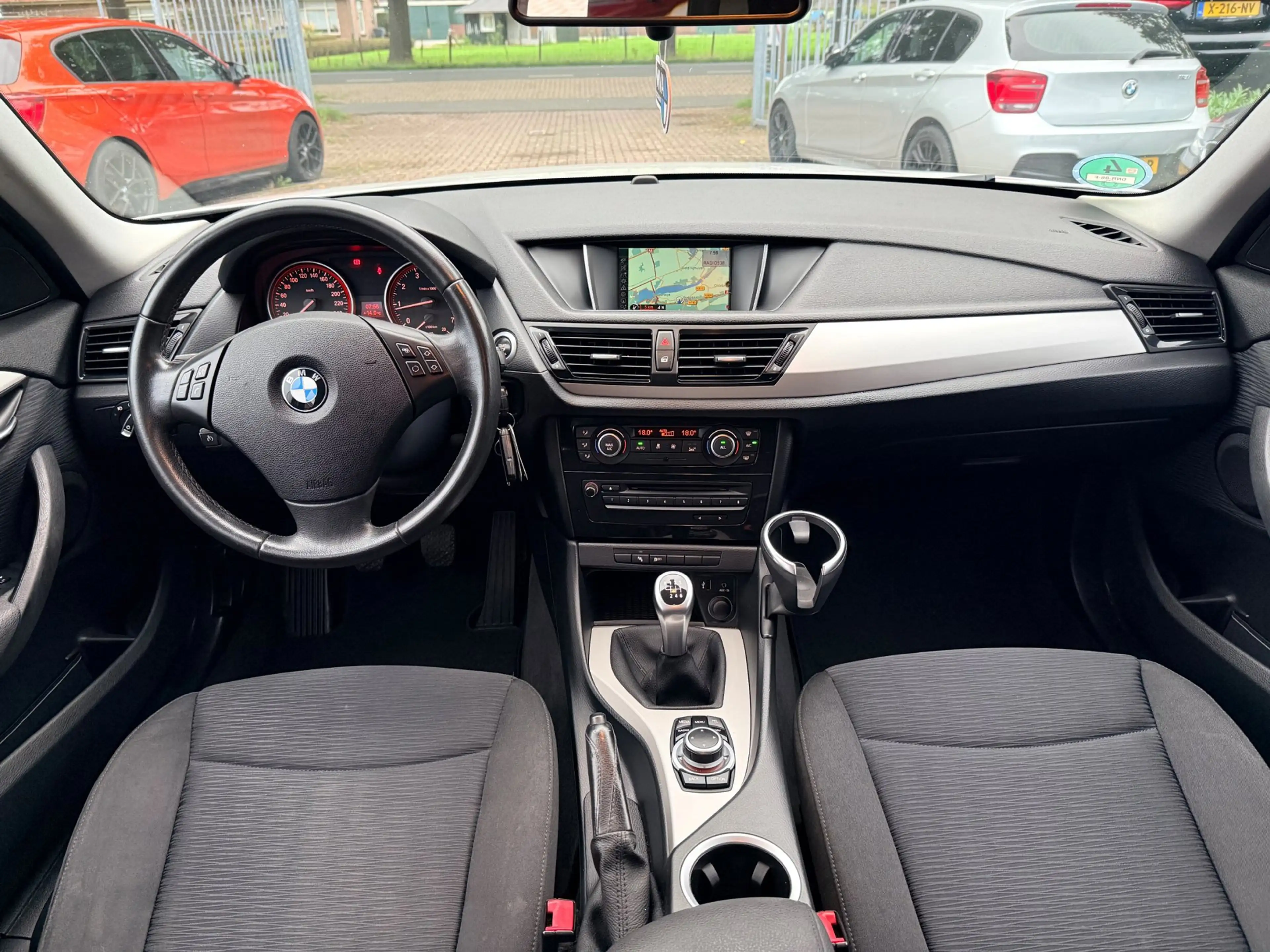 BMW X1 SDrive18i|Nieuwe Ketting + Klepseals|Navigatie|Tre — photo 2