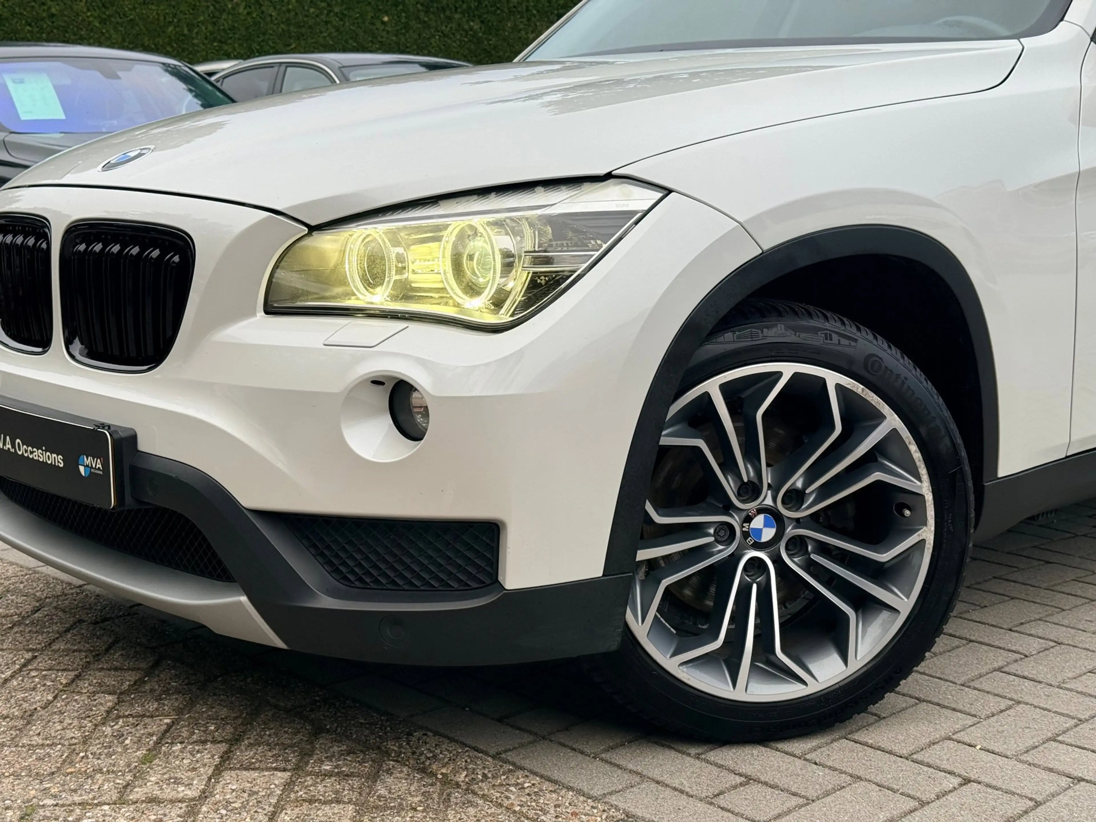 BMW X1 SDrive18i|Nieuwe Ketting + Klepseals|Navigatie|Tre — photo 3