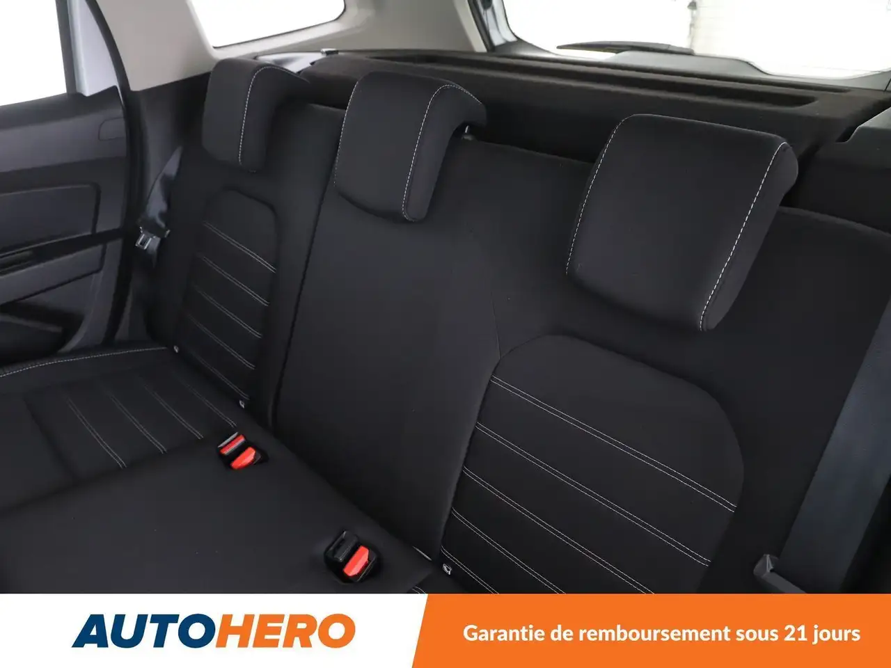 Dacia Duster — photo 14