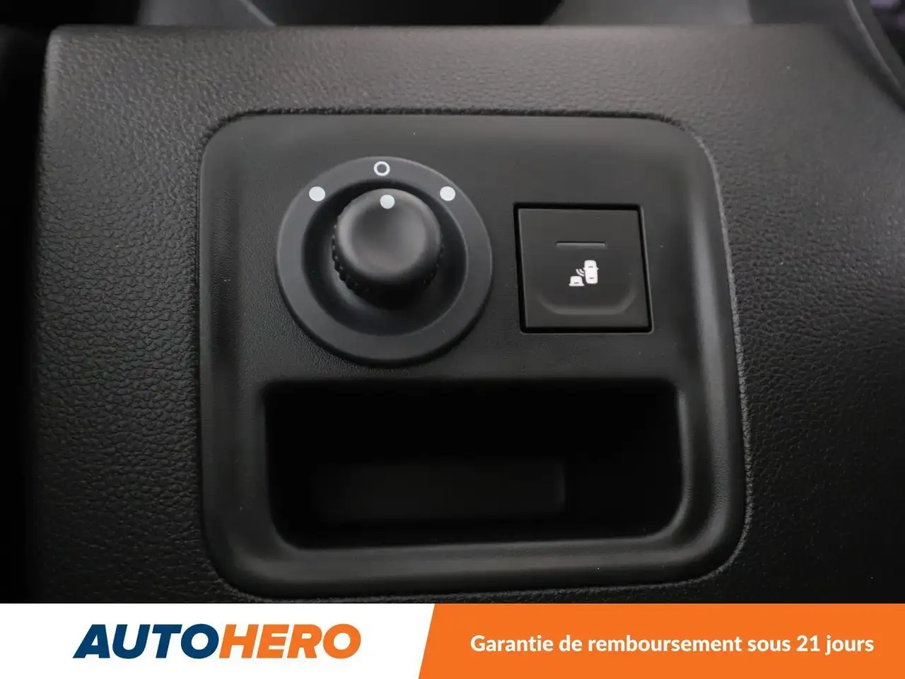 Dacia Duster — photo 27