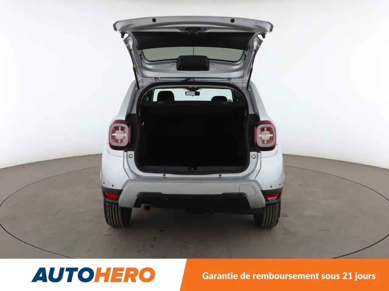 Dacia Duster — photo 16