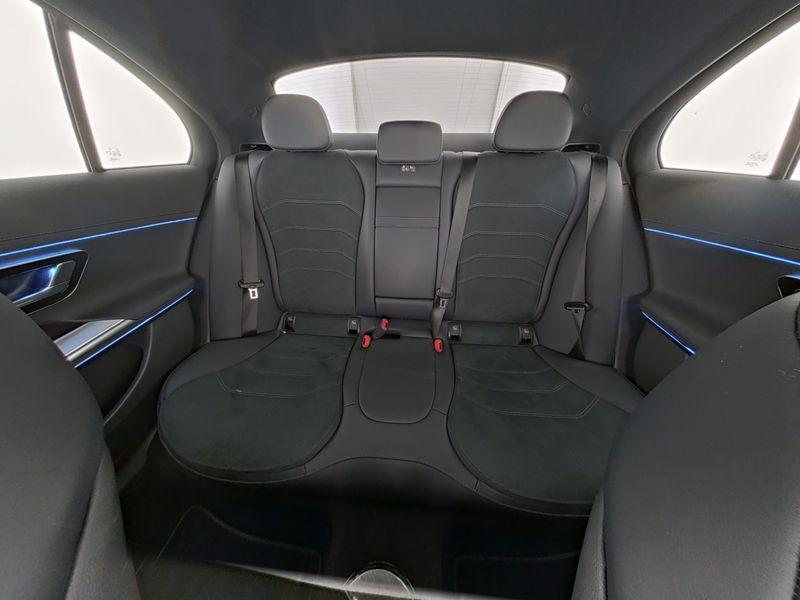 Mercedes-Benz E 200 Berline E AMG Line — photo 6