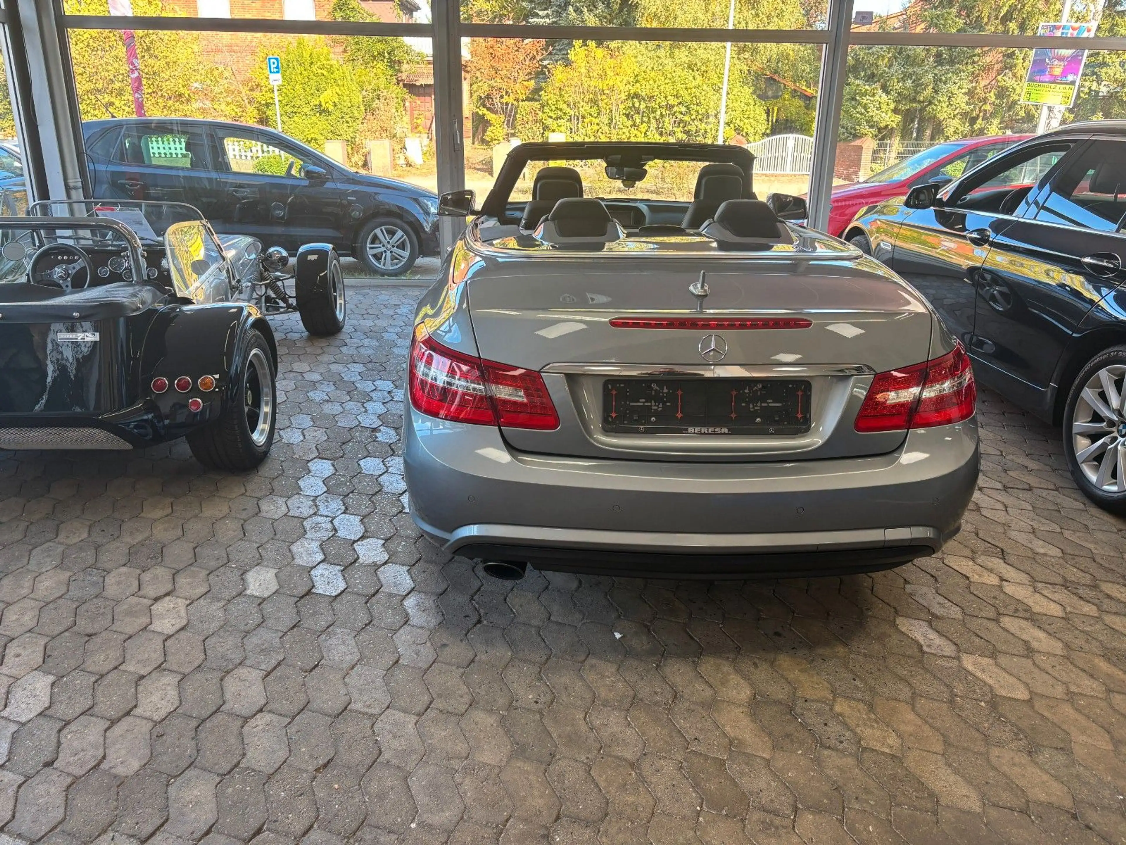 Mercedes-Benz E 220 E Cabrio E 220 CDI BlueEfficiency — photo 11