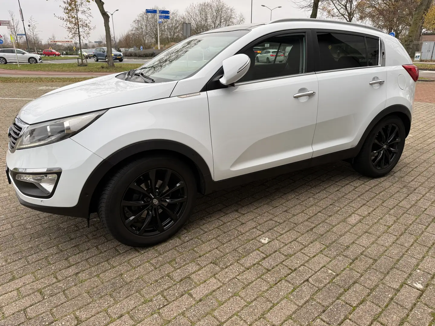 Kia Sportage 1.6 GDI ISG X-clusiv Blanc - 2
