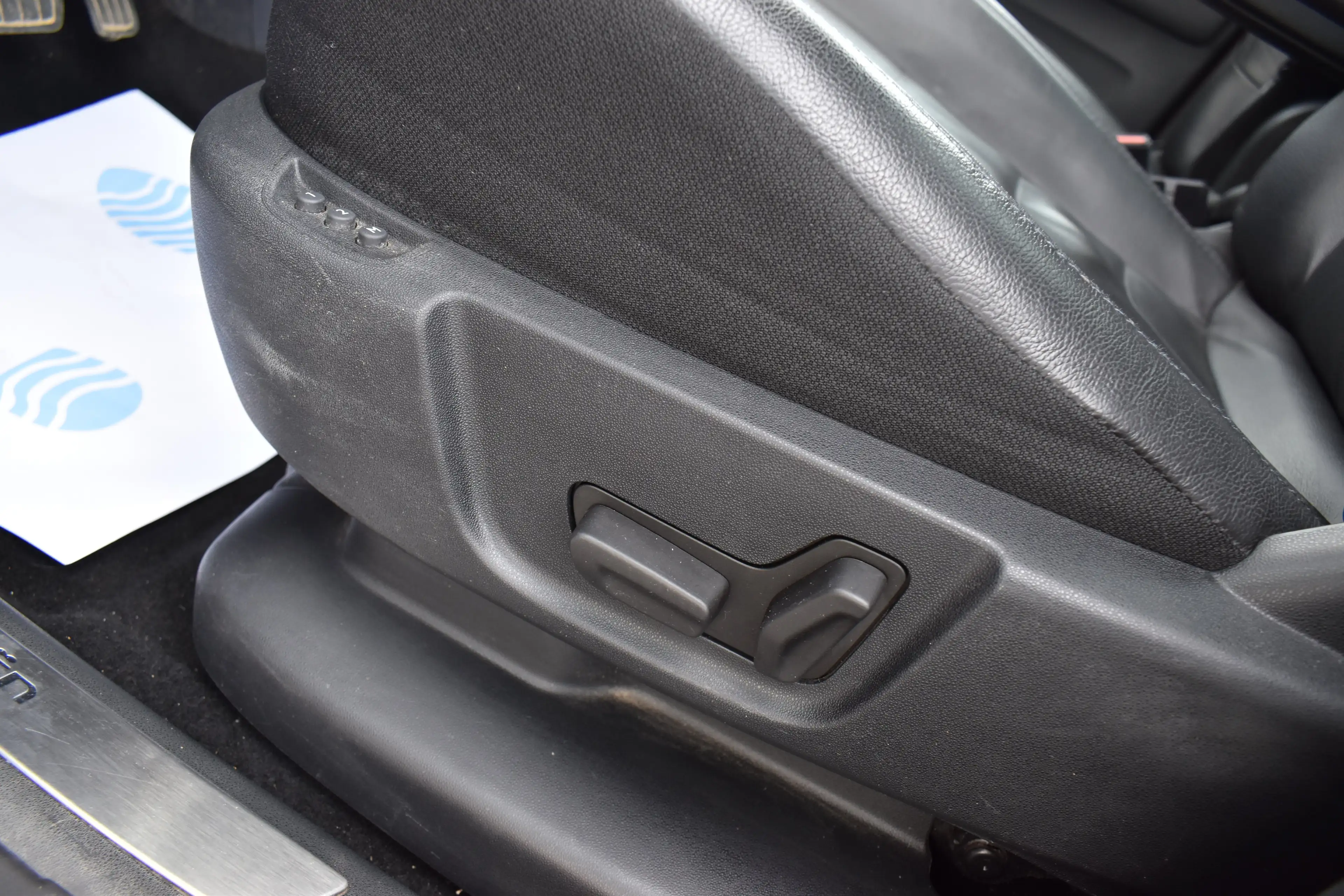 Citroen Grand C4 SpaceTourer 1.2 Eat-8 Shine 7Places *Cuir-Pano-Massage* — photo 6