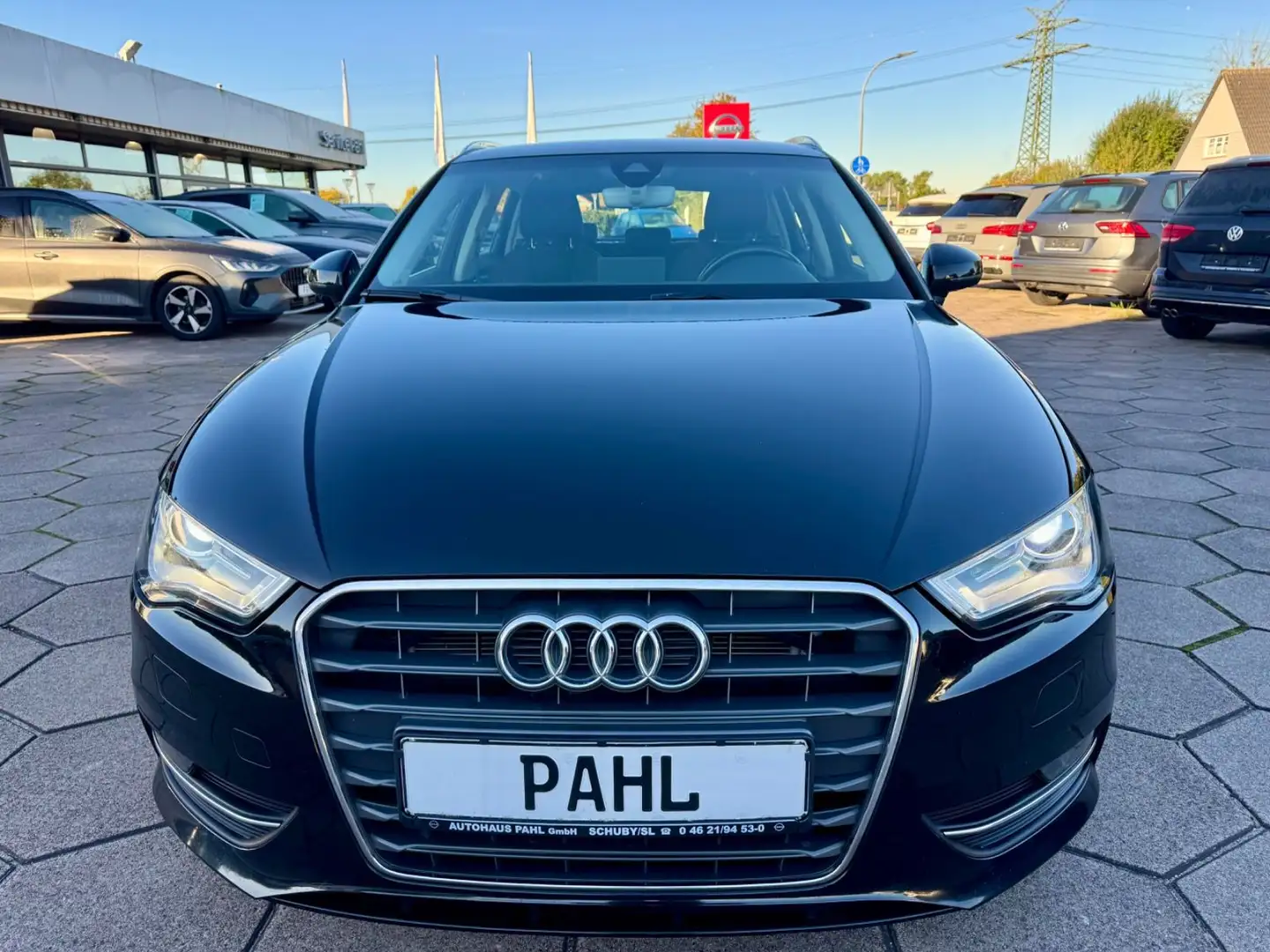 Audi A3 Sportback 2.0 TDI Sport NAVI XENON DSP EU6 Noir - 2